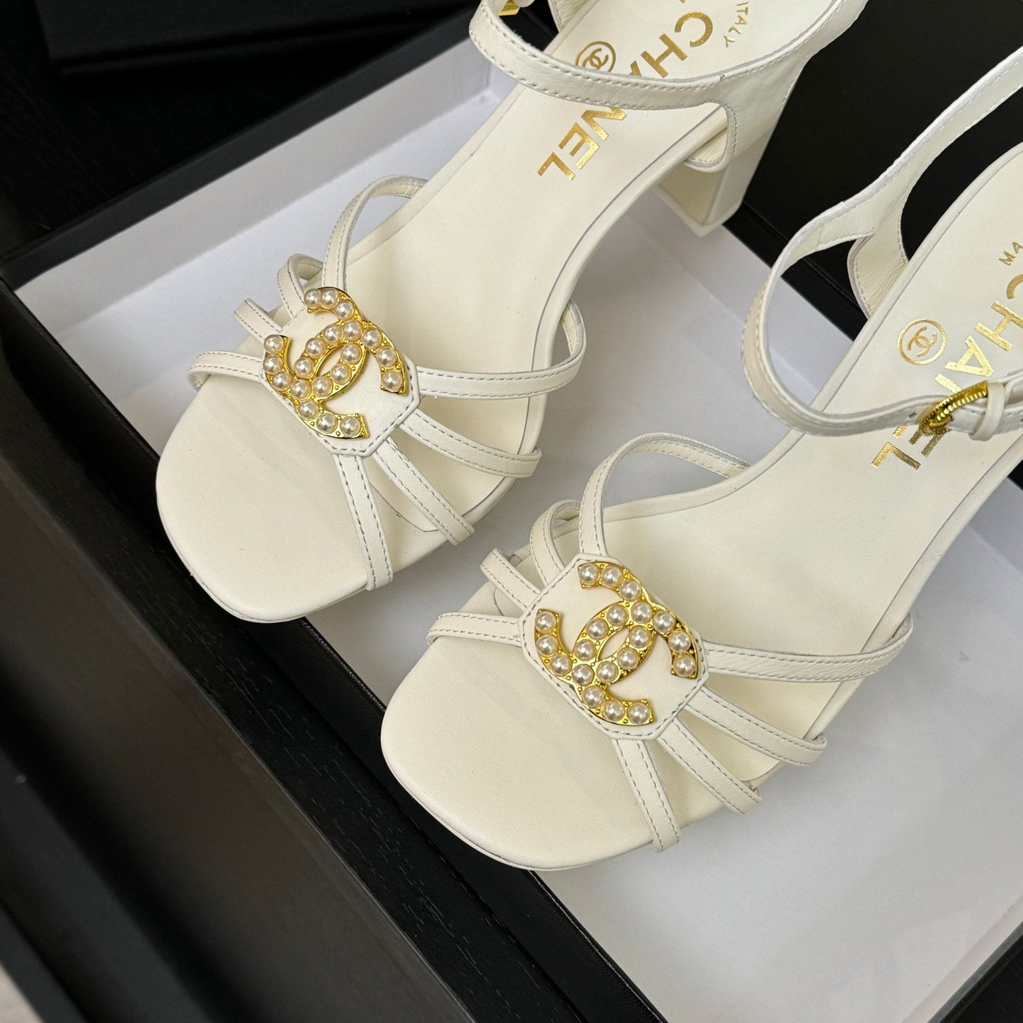 CHANEL 85mm Sandal White Sheepskin 212930