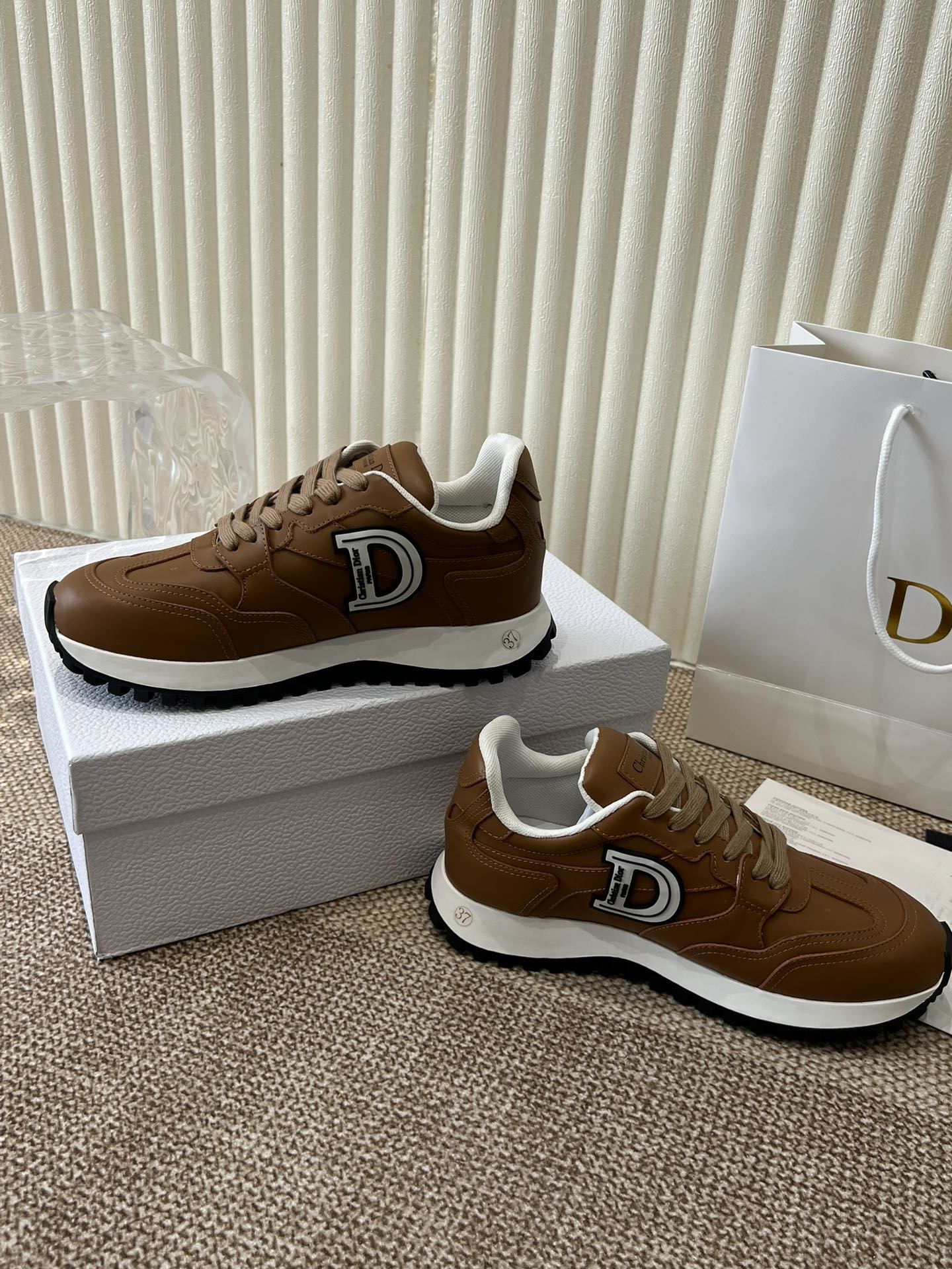 DIOR C'est DIOR Sneaker Brown Lamskin