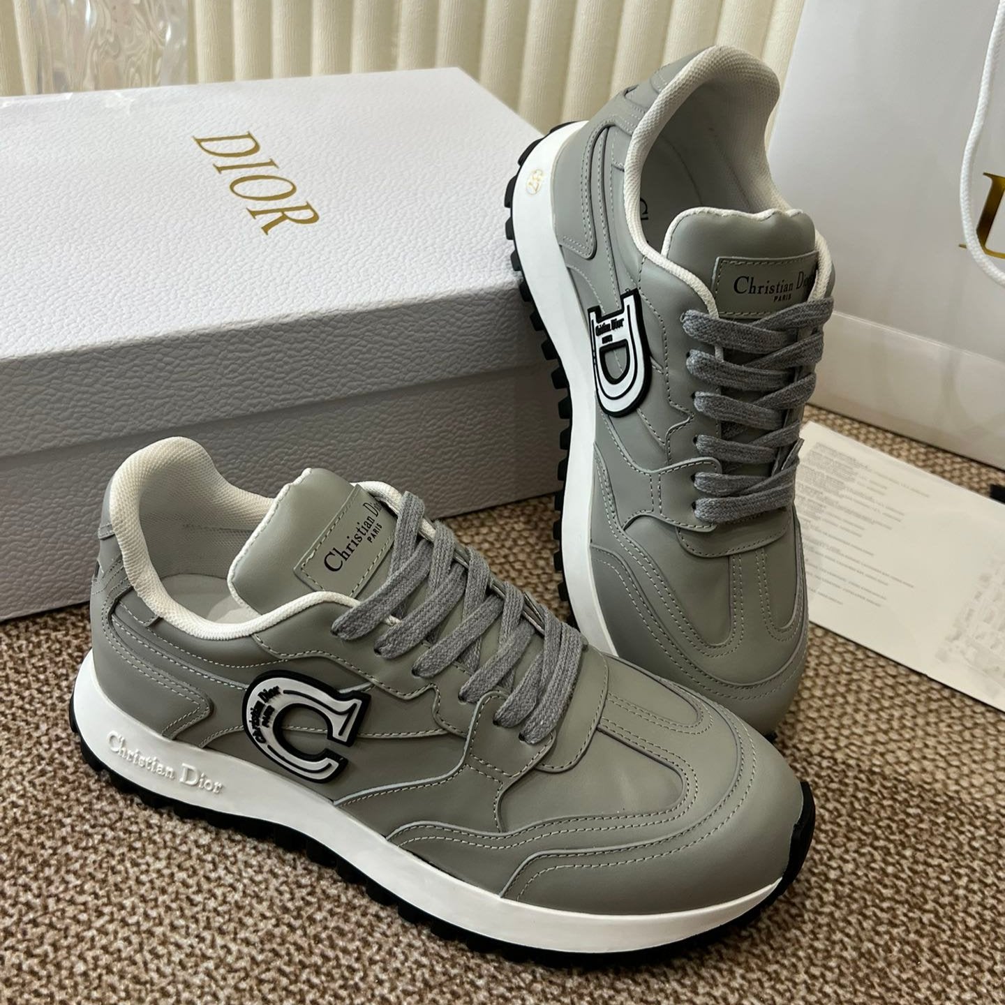 DIOR C'est DIOR Sneaker Grey Lamskin