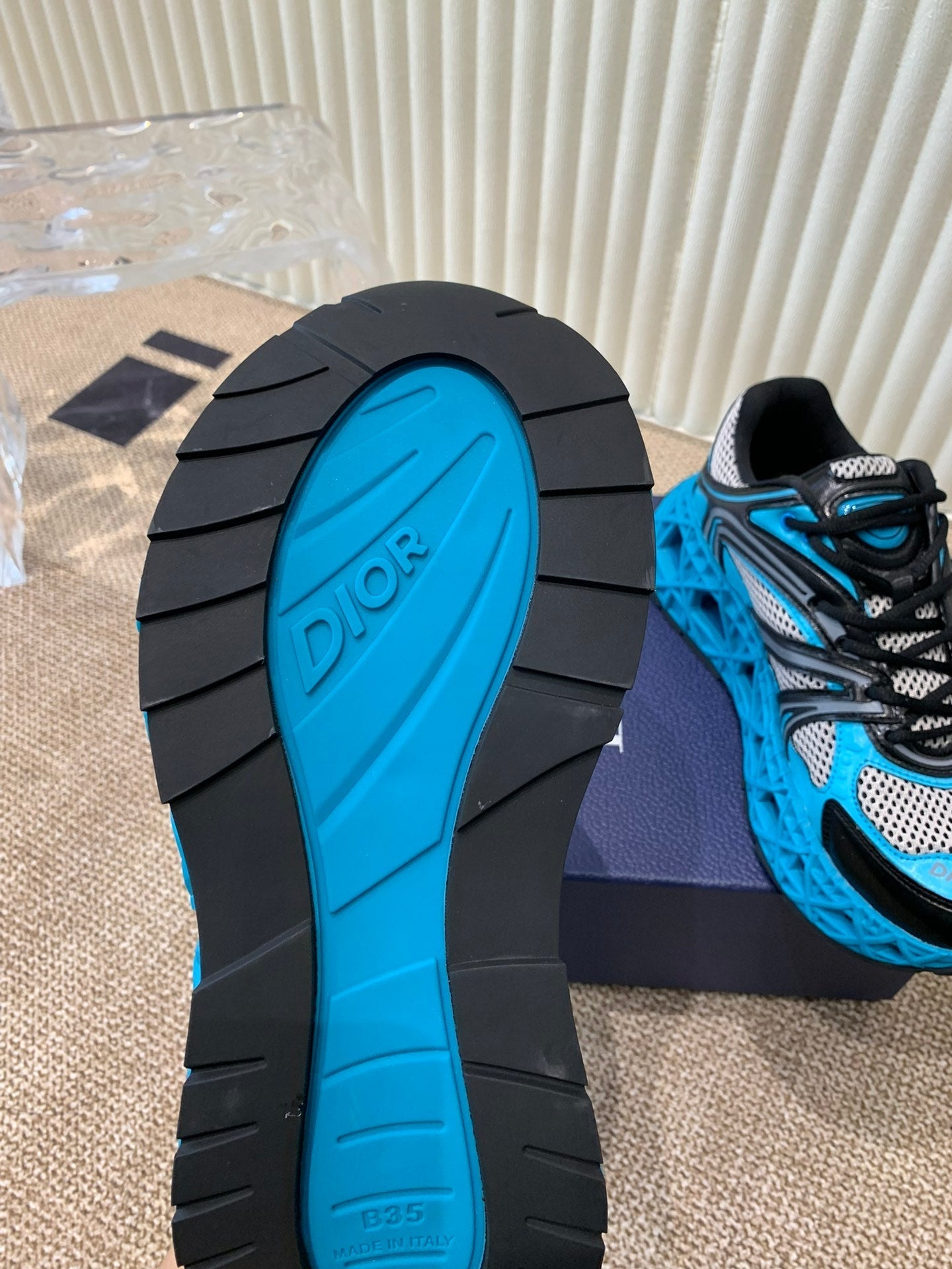 DIOR Sneaker B35 In Blue Mix White Black Calfskin And Fabric 113121