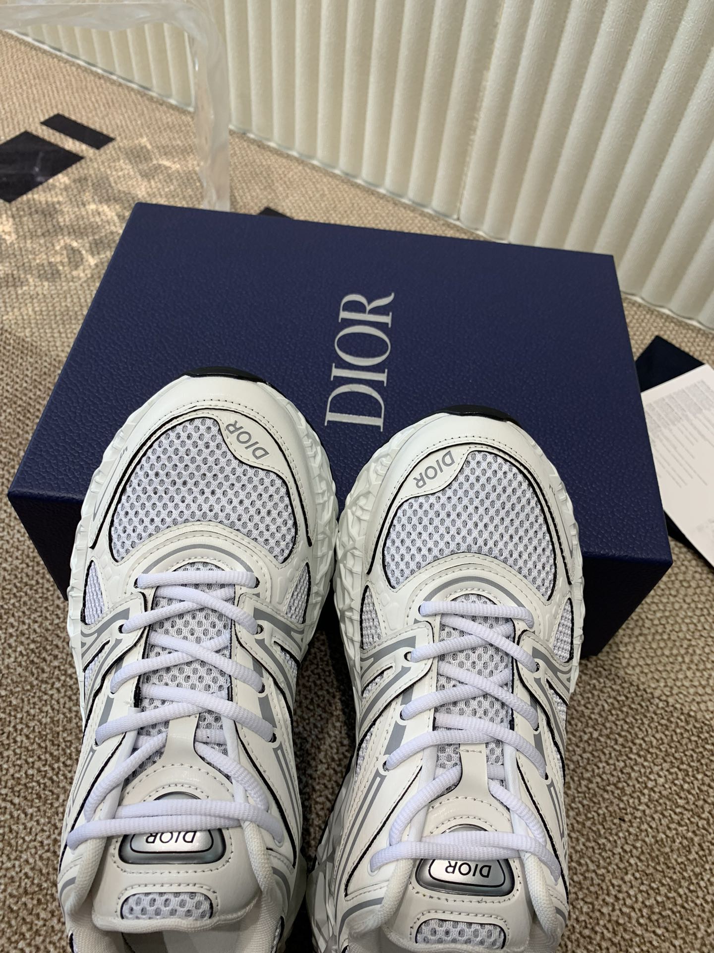 DIOR Sneaker B35 In White Mix Ivory White Calfskin And Fabric 113127