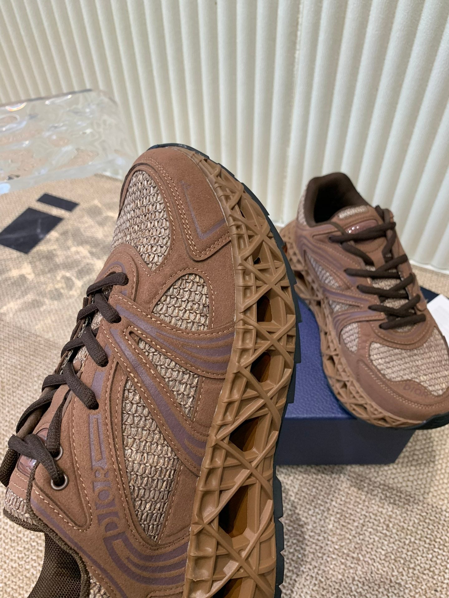 DIOR Sneaker B35 In Brown Suede And Fabric 113129