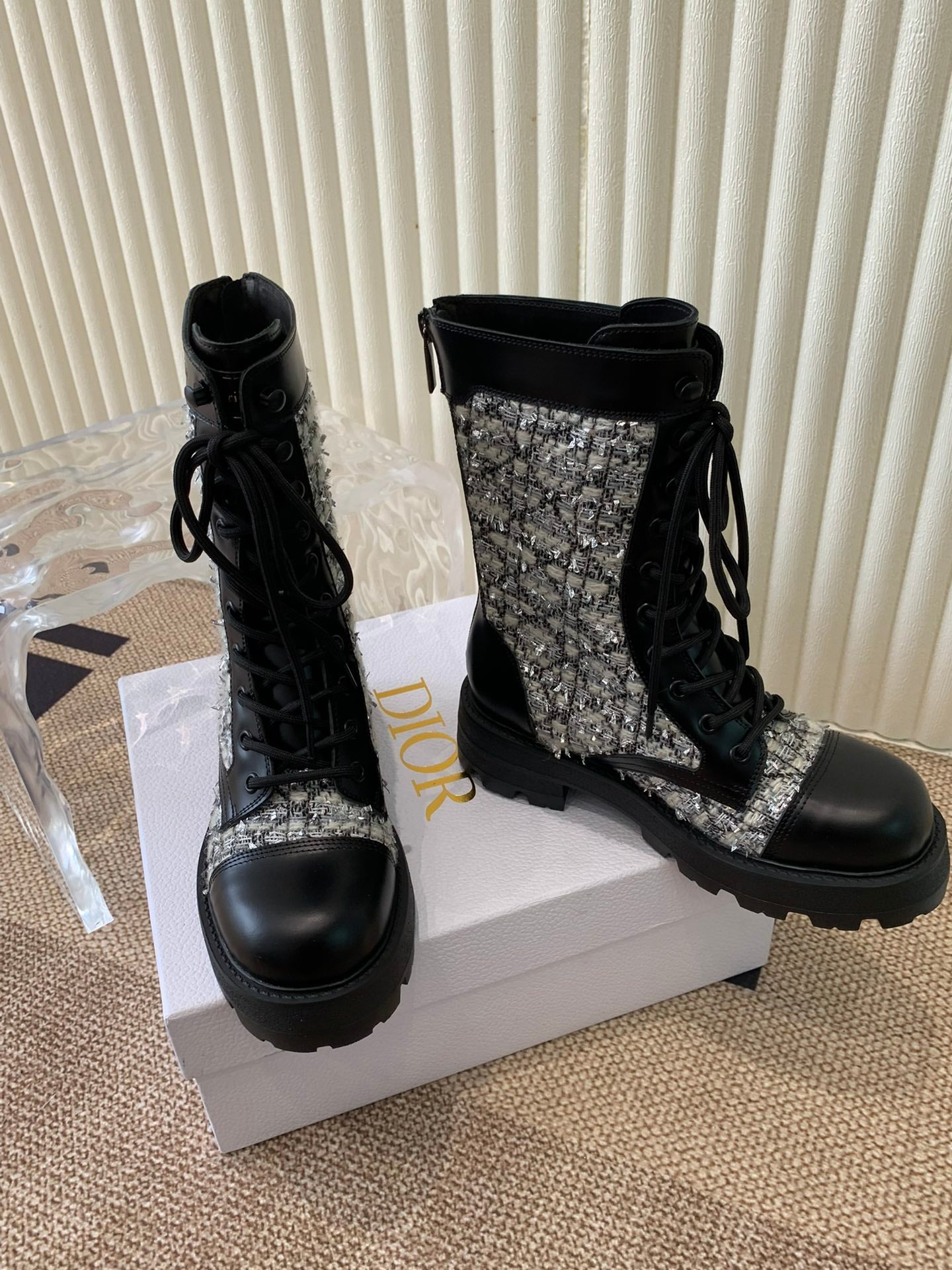 DIOR D-Unit Ankle Boot In White Mix Black Tweed Fabric And Cowhide 113476