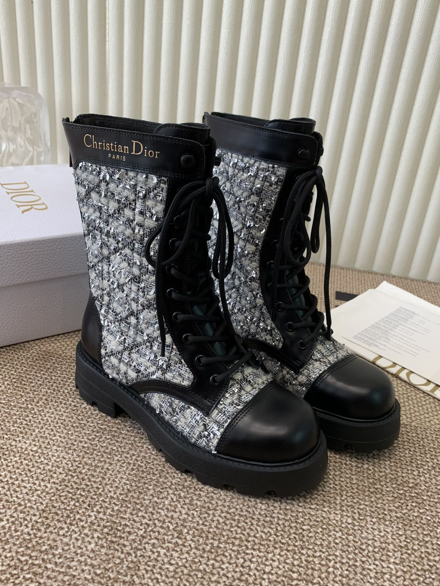 DIOR D-Unit Ankle Boot In White Mix Black Tweed Fabric And Cowhide 113476