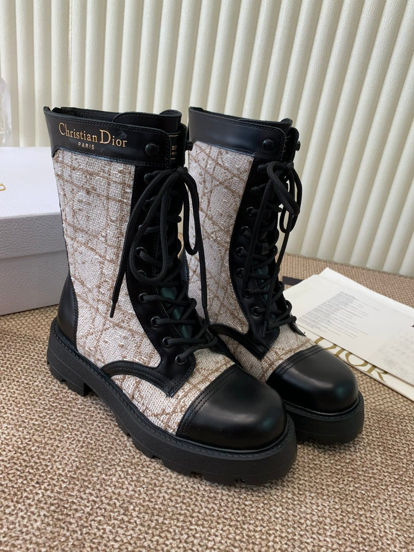 DIOR D-Unit Ankle Boot In Beige Mix Black Tweed Fabric And Cowhide 113478