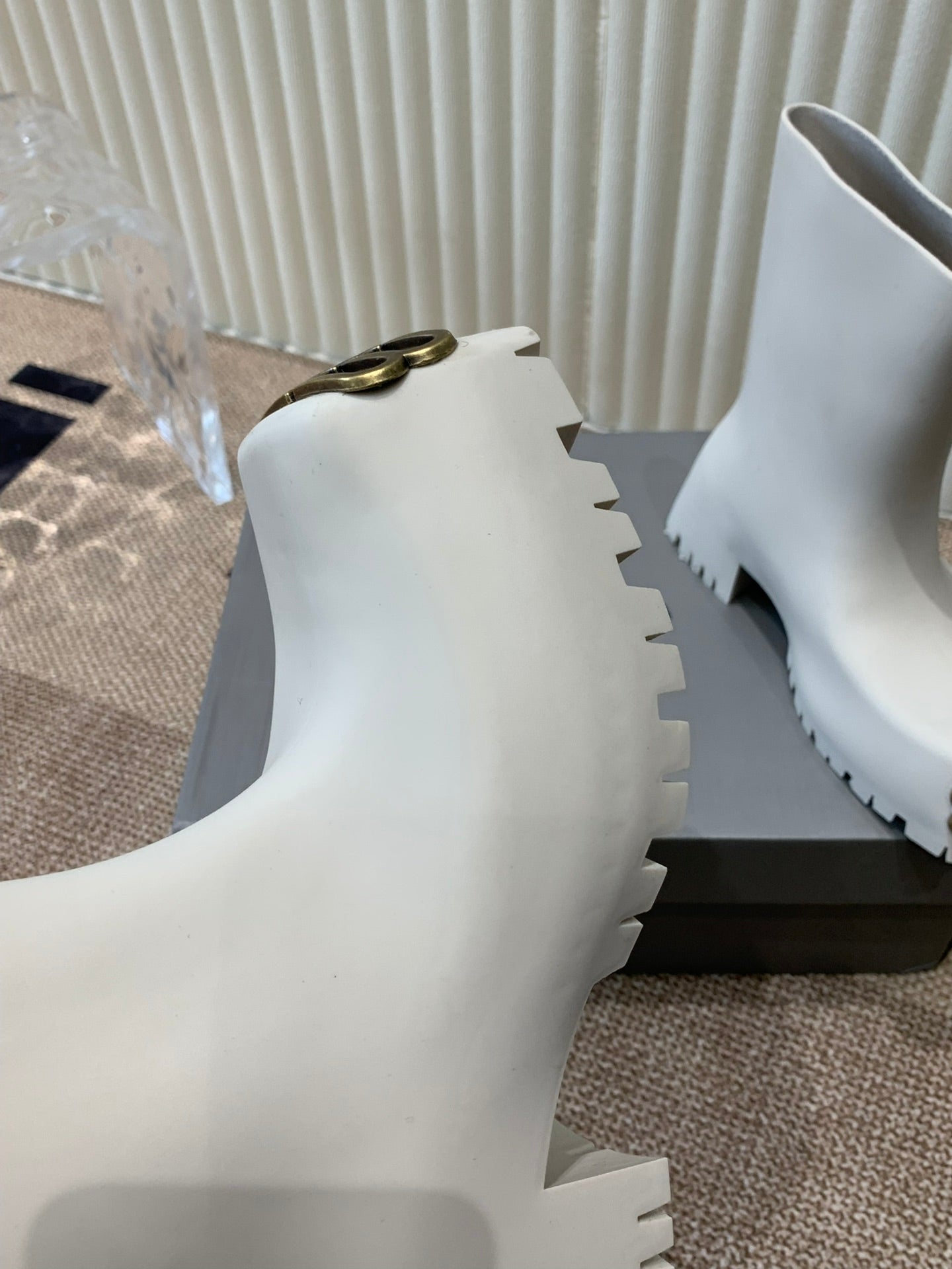 Balanciaga WHITE SCULPTED RUBBER BOOTS WITH GOLD MONOGRAM