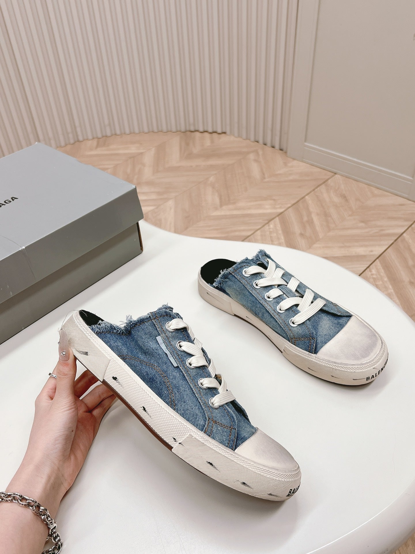 Balanciaga PARIS MULES IN BLUE DESTROYED DENIM AND RUBBER