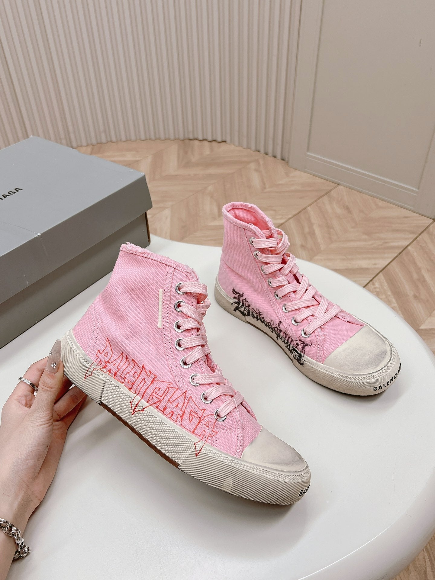 Balanciaga HIGH-TOP SNEAKERS GRAFFITI IN PINK CANVAS