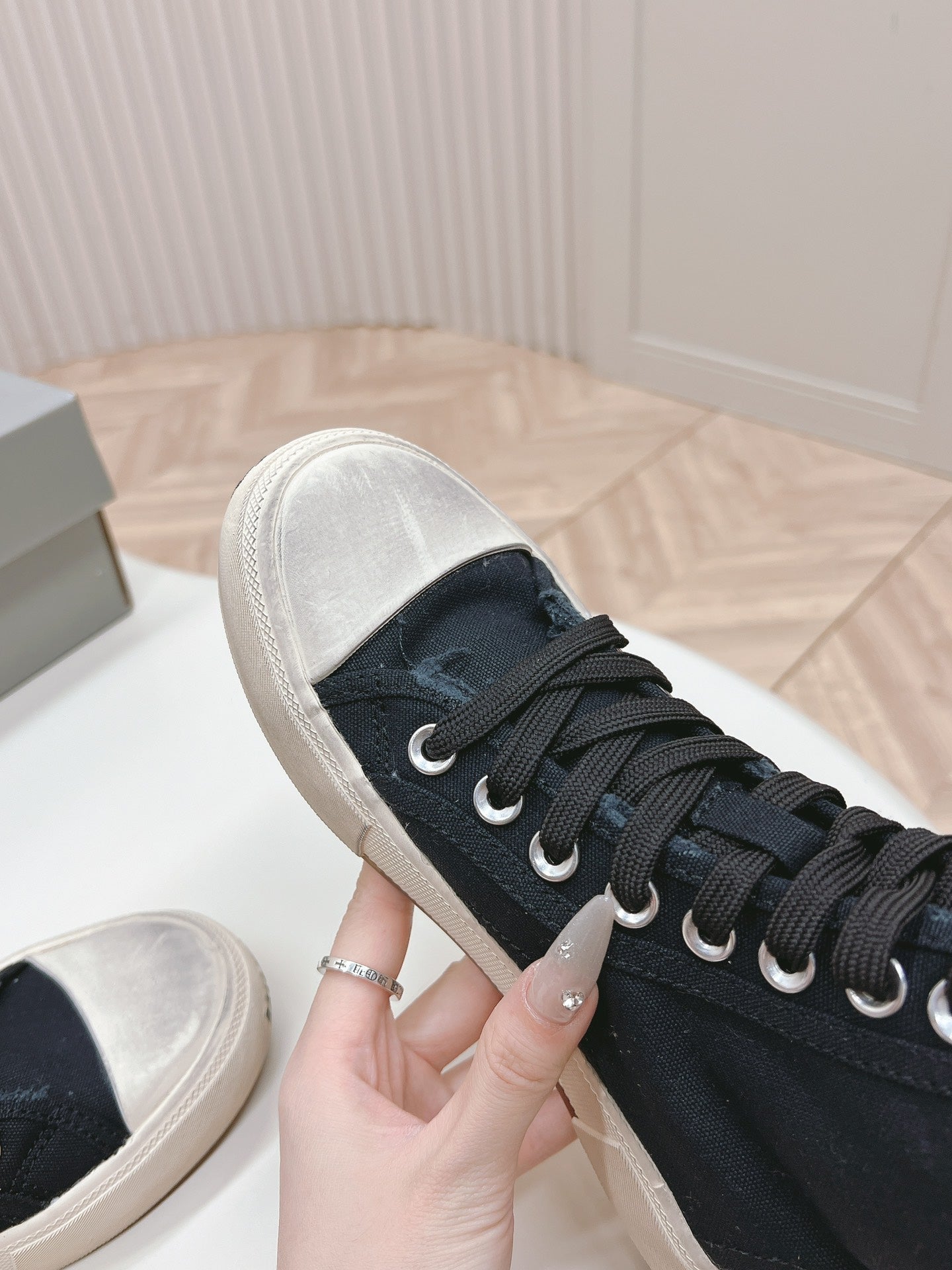 Balanciaga BLACK CANVAS HIGH-TOP SNEAKERS LOGO GRAFFITI