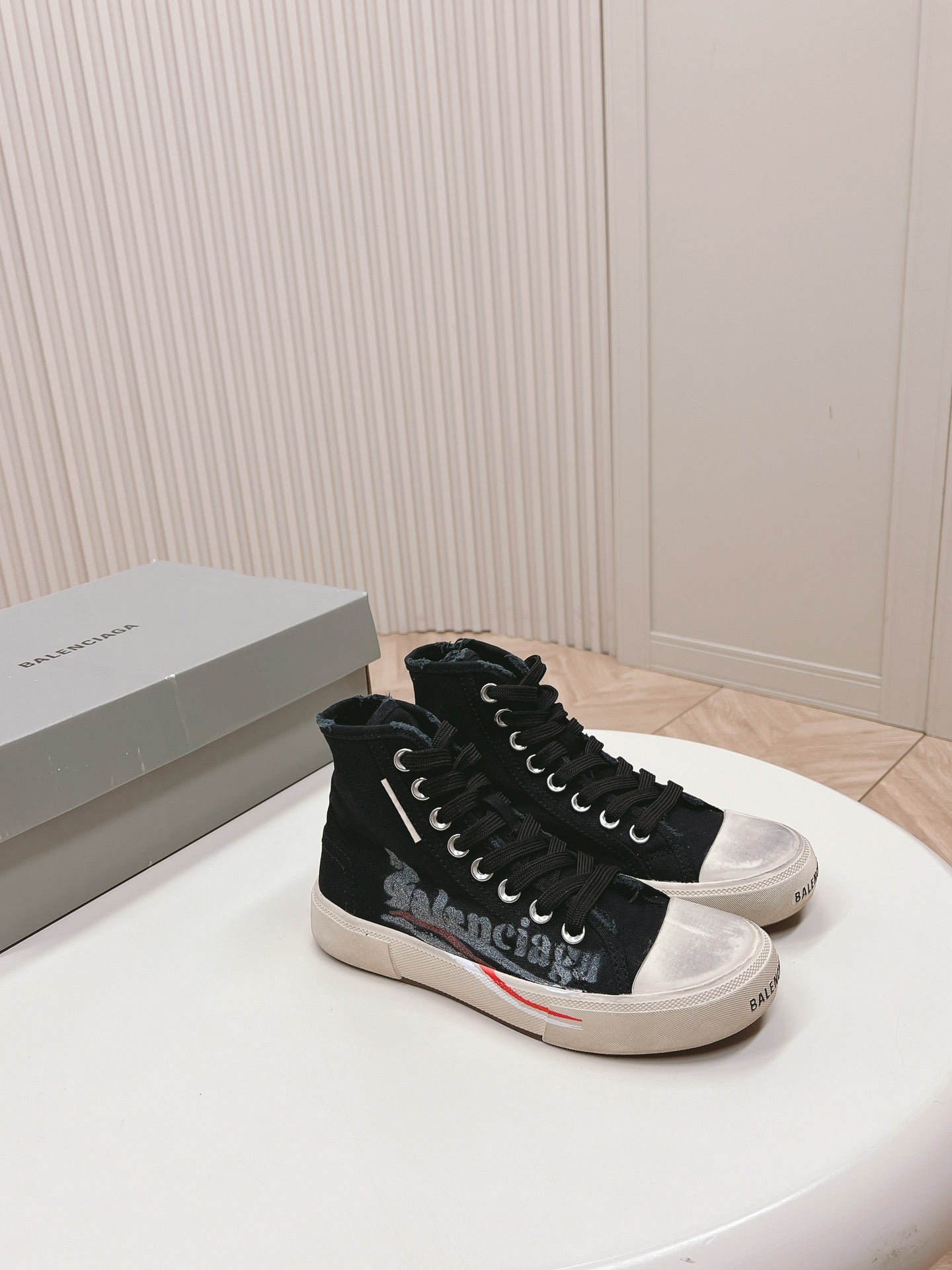 Balanciaga BLACK CANVAS HIGH-TOP SNEAKERS LOGO GRAFFITI