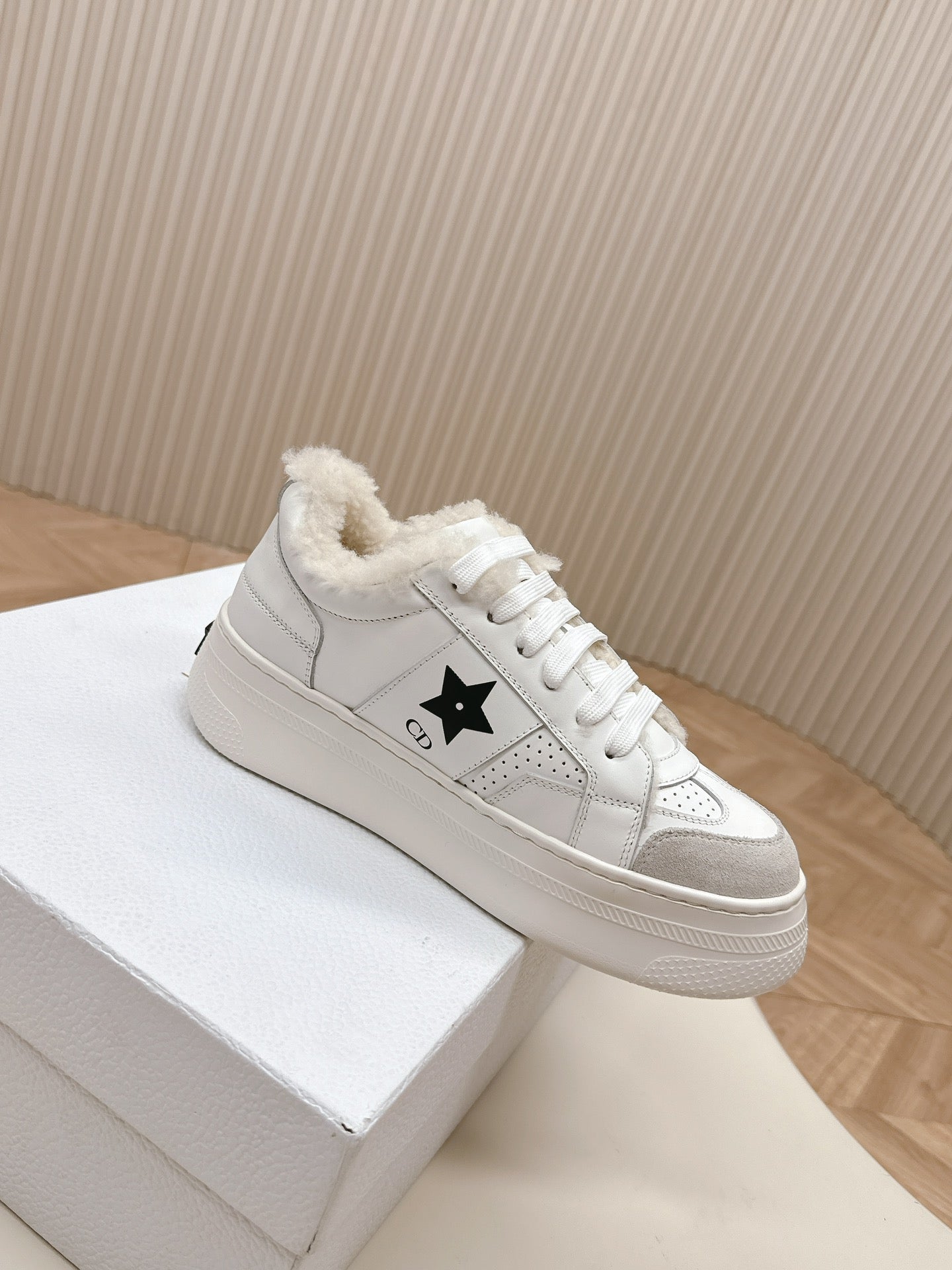 DIOR DIOR Star Platform Sneaker Fleece Lining White Lambskin And Suede