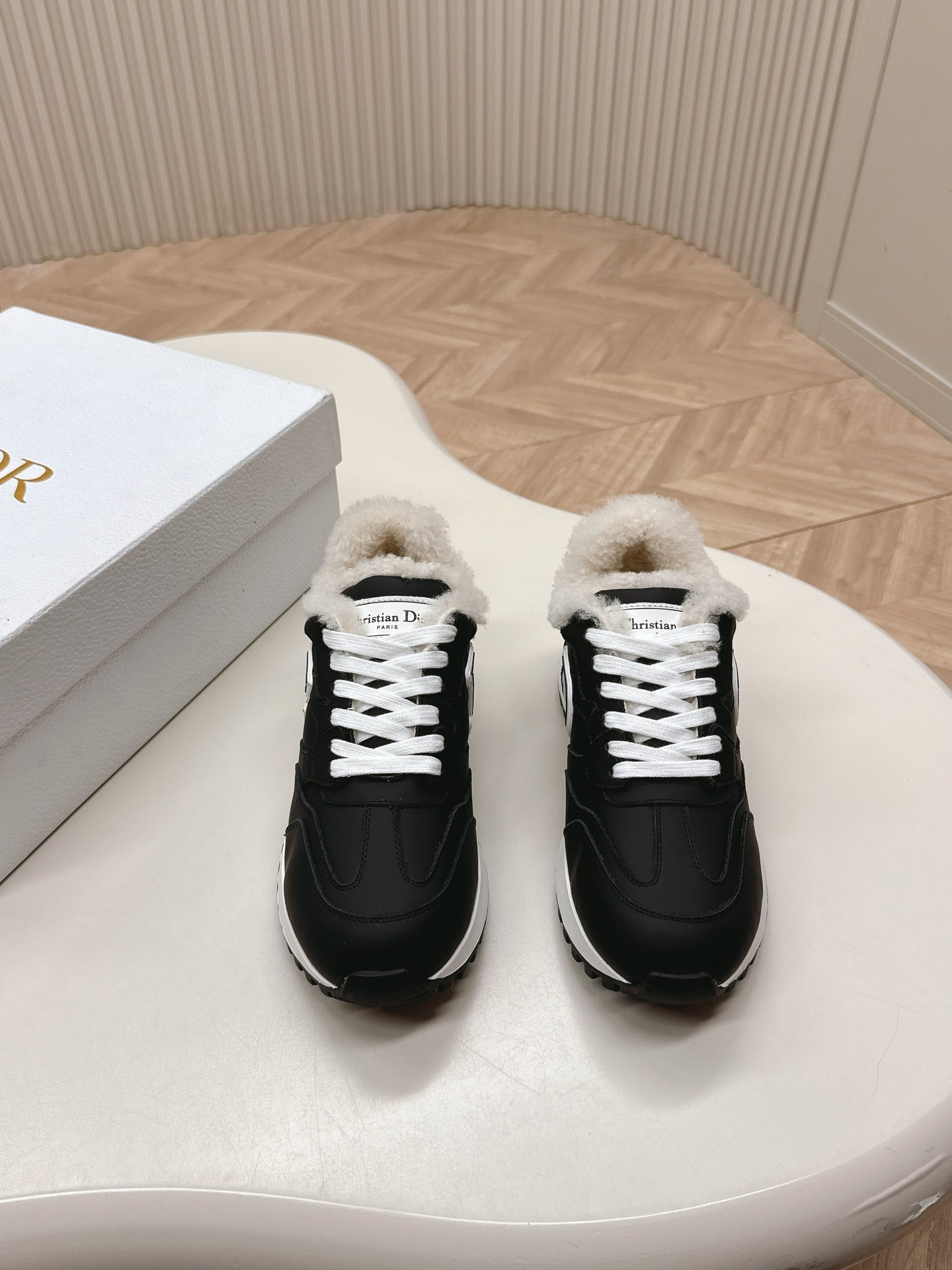 DIOR C'est DIOR Sneaker Fleece Lining Black Lambskin