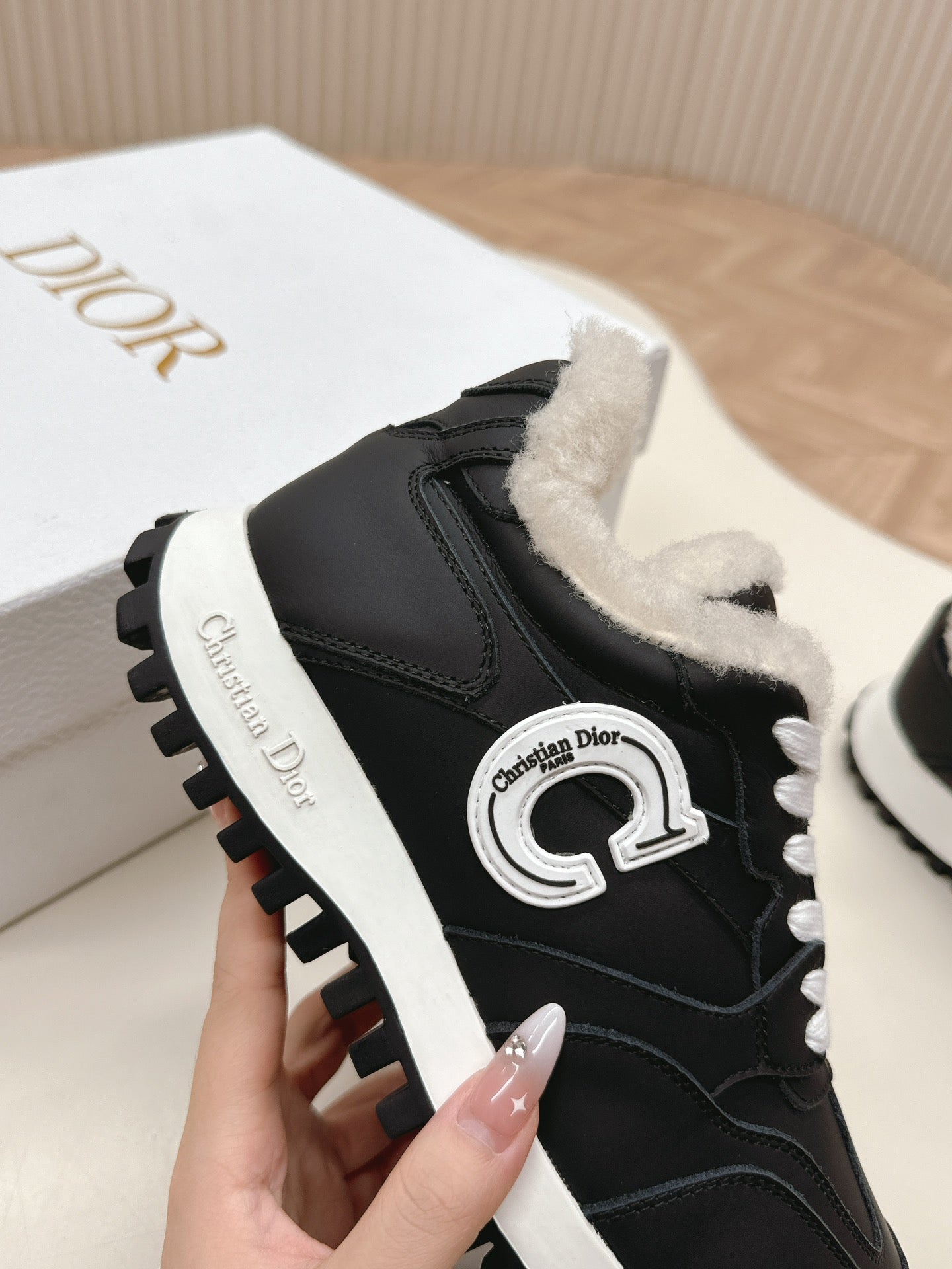 DIOR C'est DIOR Sneaker Fleece Lining Black Lambskin