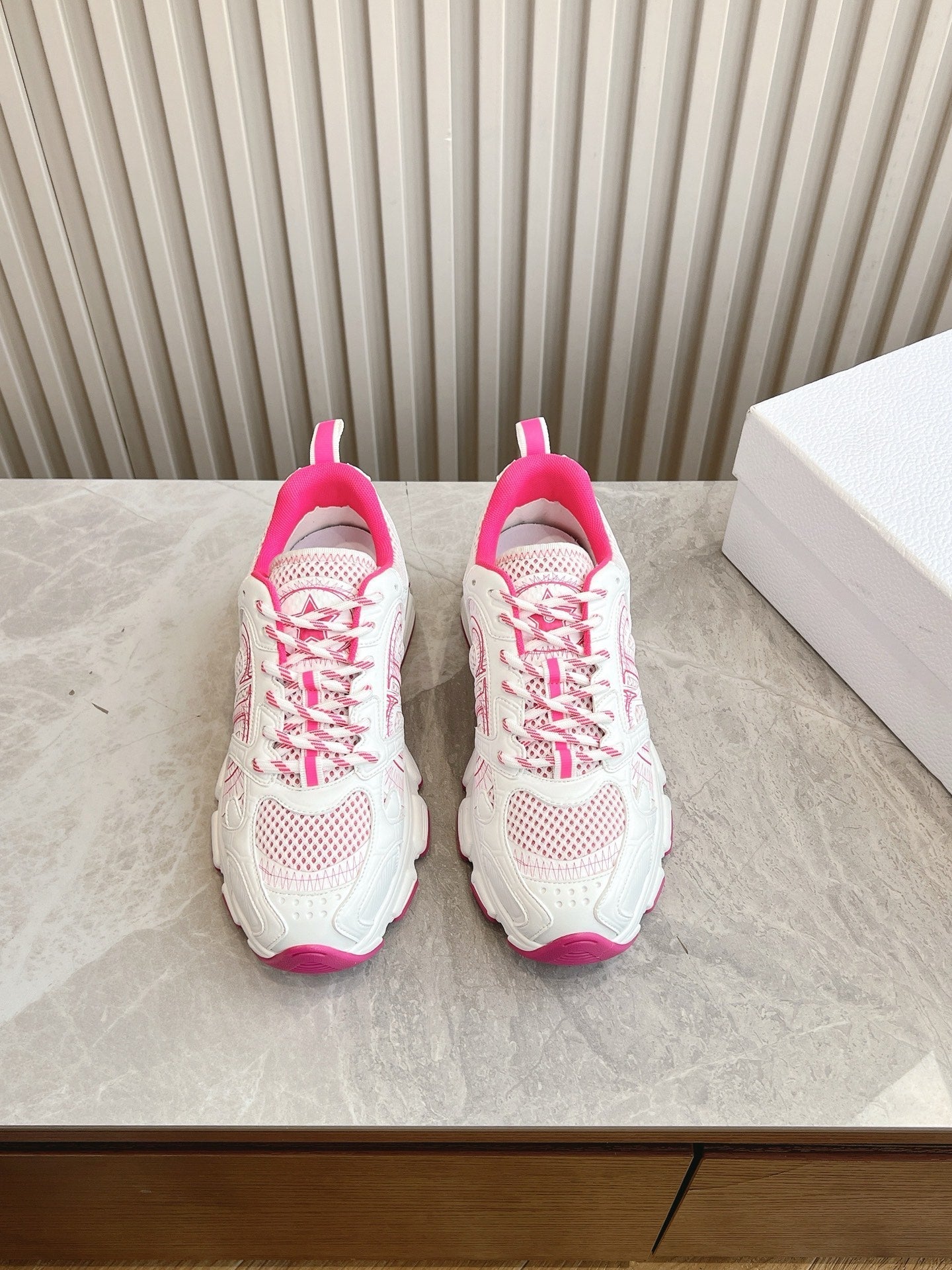 DIOR Chrono Sneaker Mesh with Leather-Effect Panels 241615