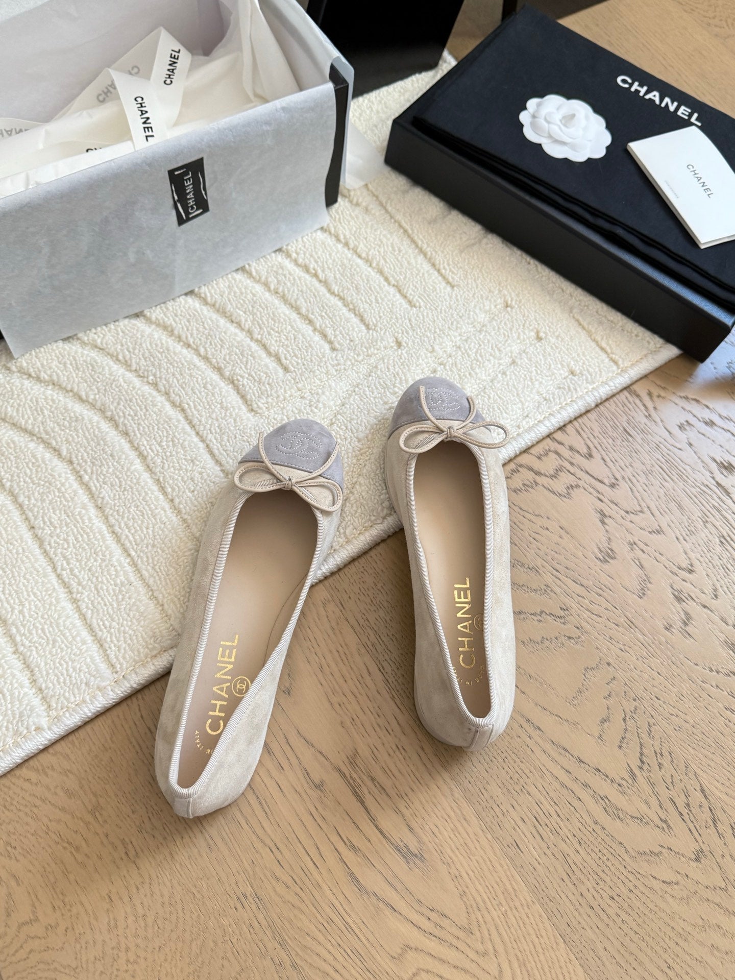 CHANEL 25C Ballet Flat Two-tone Suede Calfskin