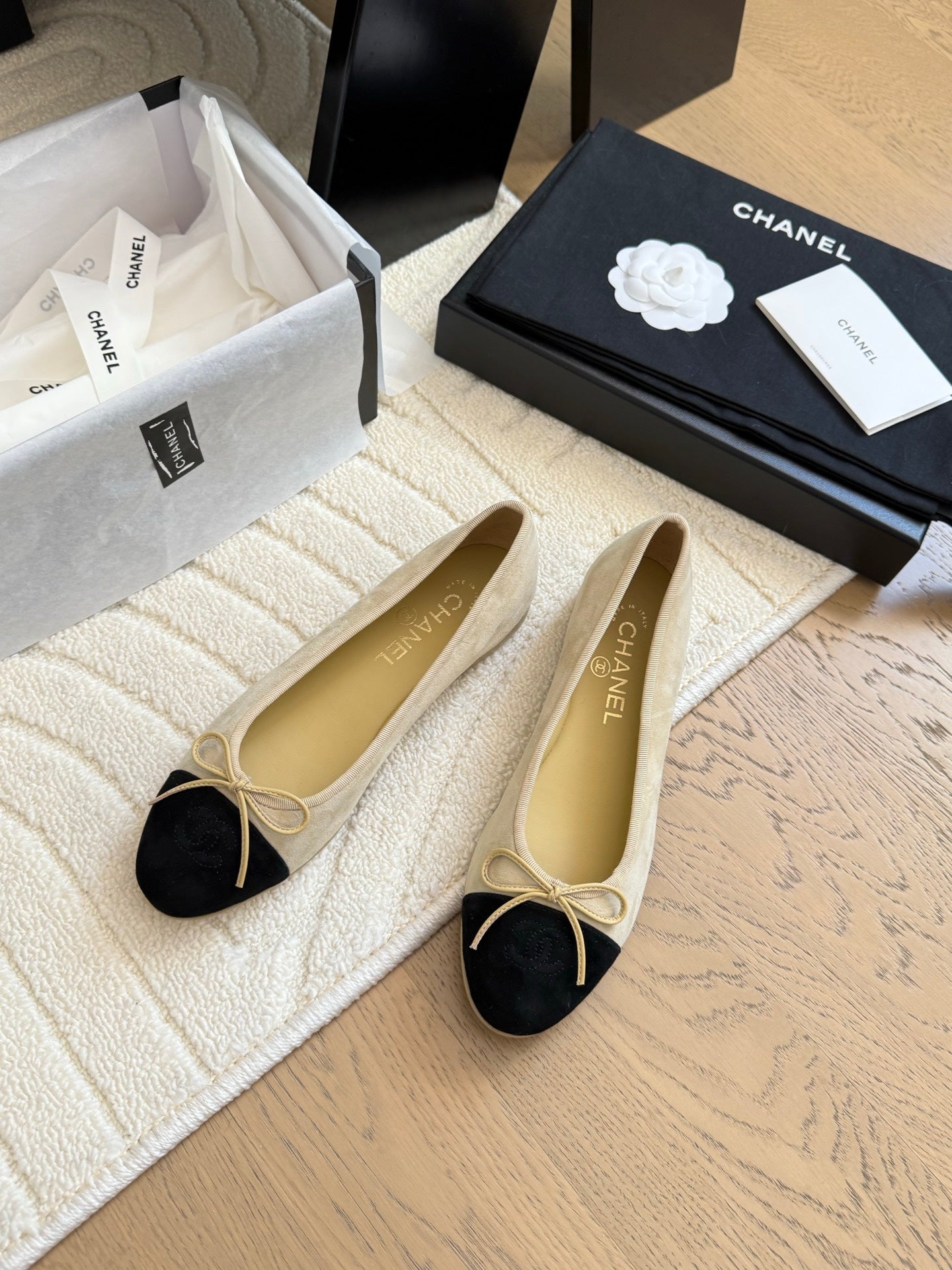 CHANEL 25C Ballet Flat Two-tone Suede Calfskin
