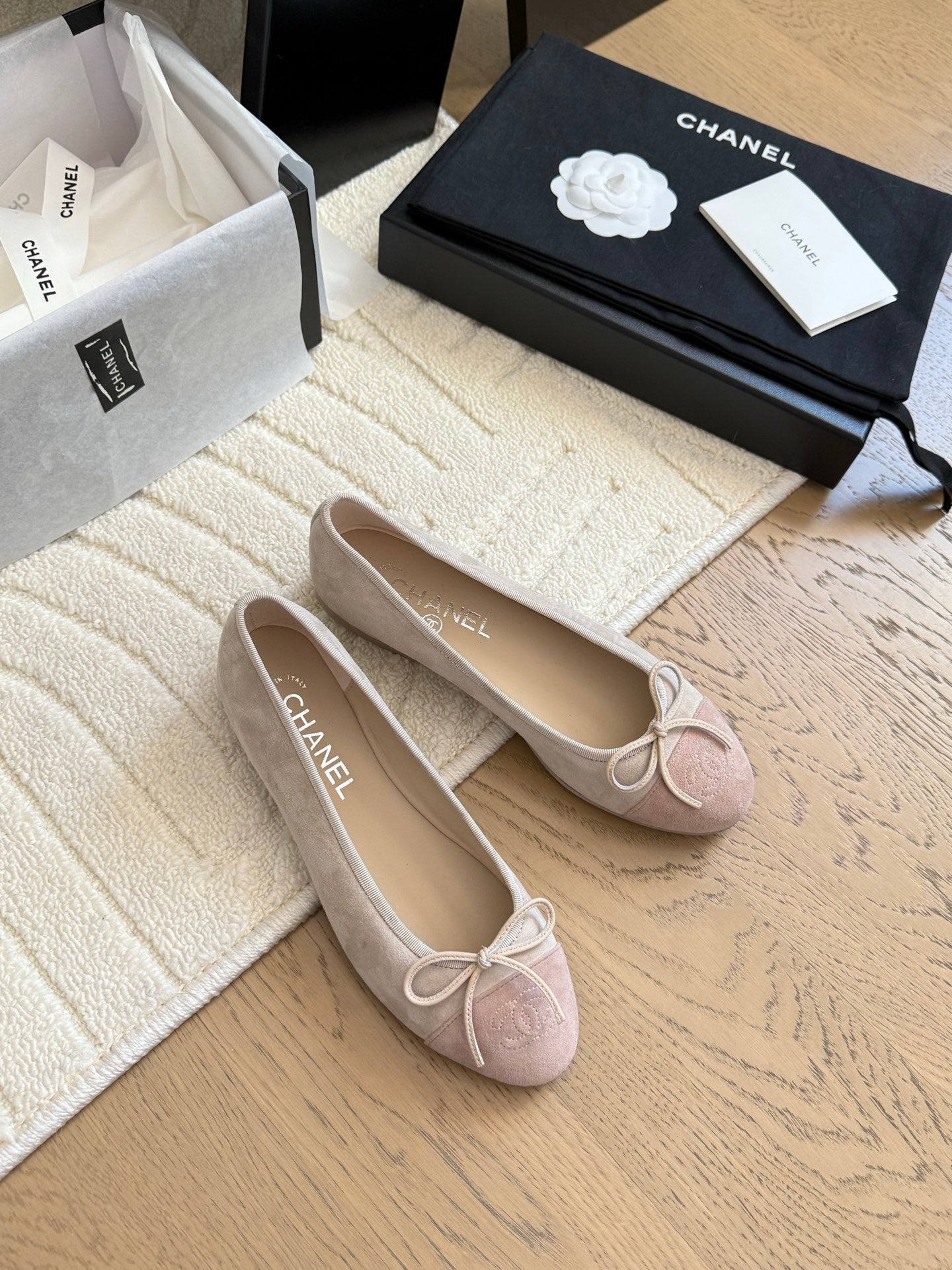 CHANEL 25C Ballet Flat Two-tone Suede Calfskin