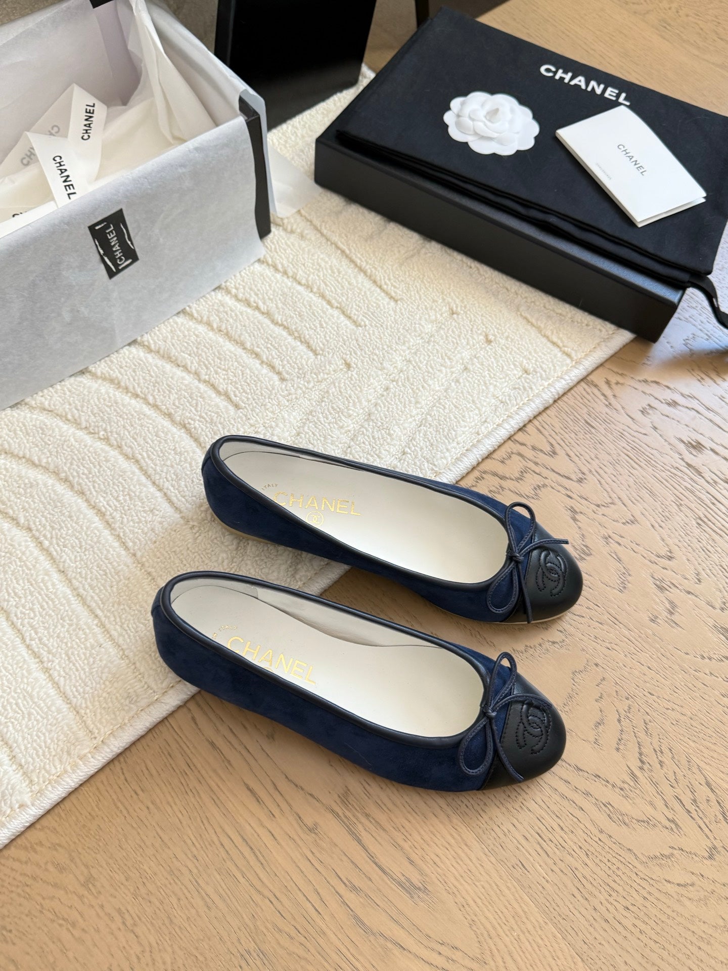CHANEL 25C Ballet Flat Two-tone Patent Calfskin