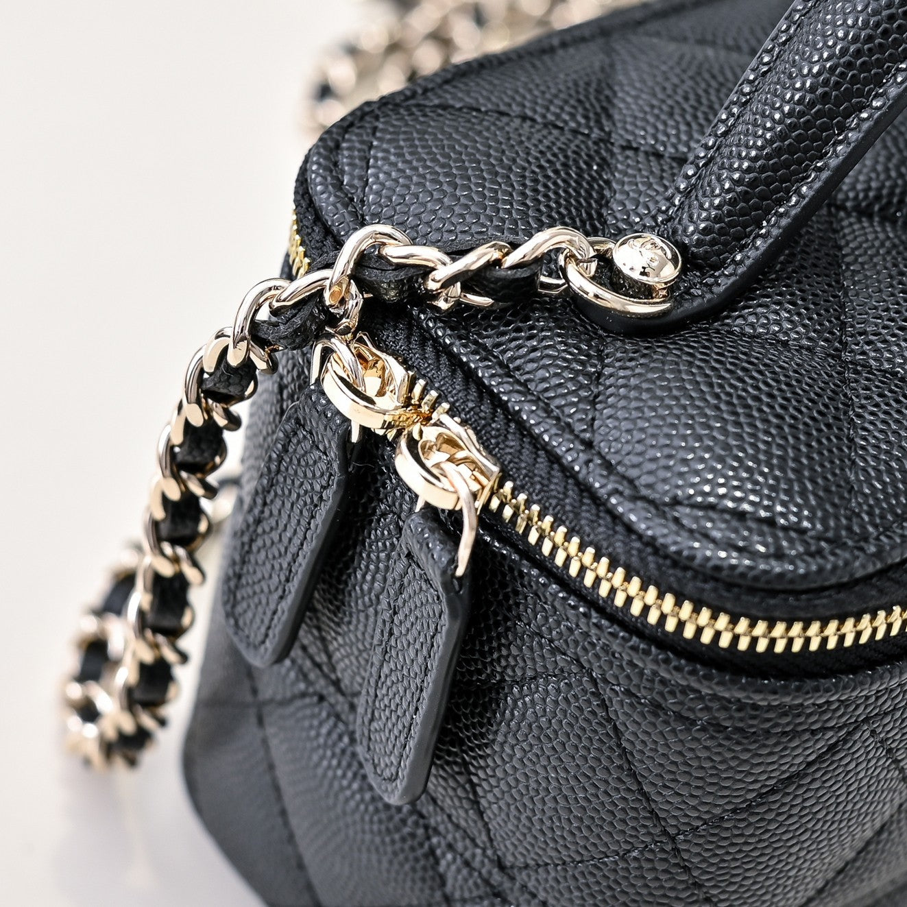 CHANEL 25C Vanity Top Handle 17cm Black Grained Calfskin Light Gold Hardware