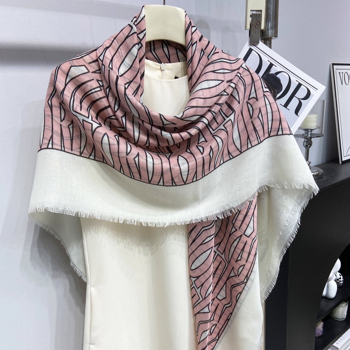 DIOR MISS DIOR ALLOVER SHAWL 140 CM IN PALE PINK MIX WHITE SILK CASHMERE 411631