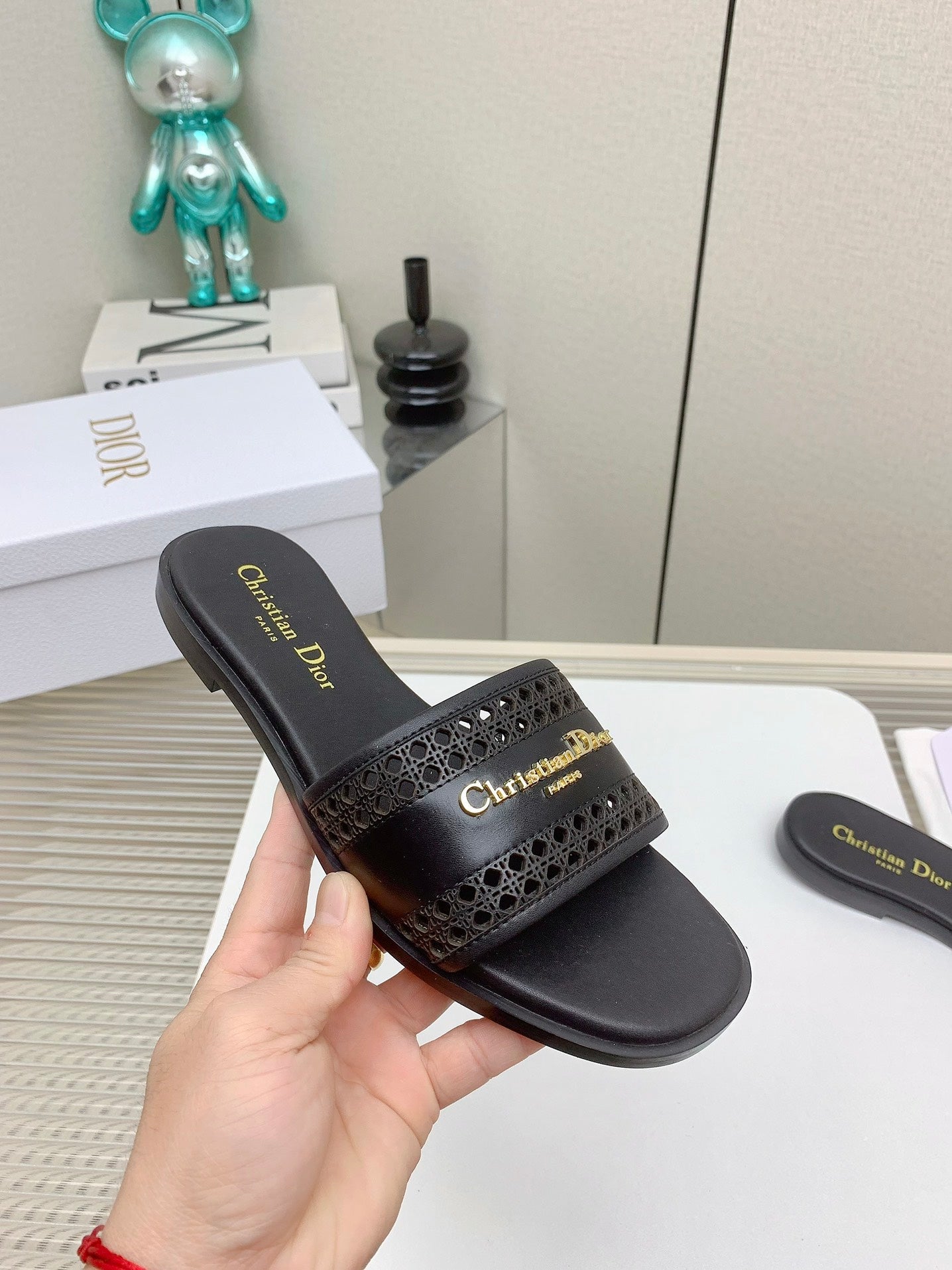 DIOR D-Lane Slide In Black Cowhide 106281