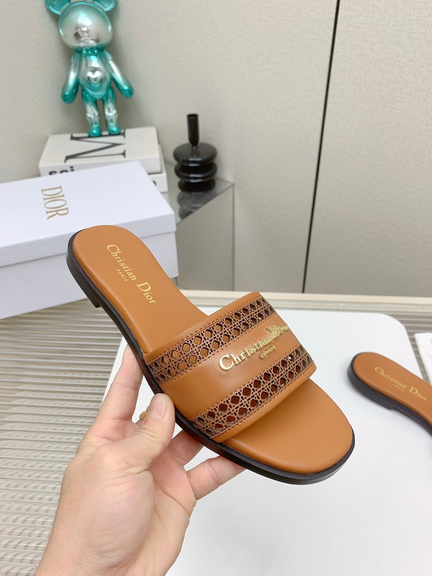DIOR D-Lane Slide In Brown Cowhide 106283