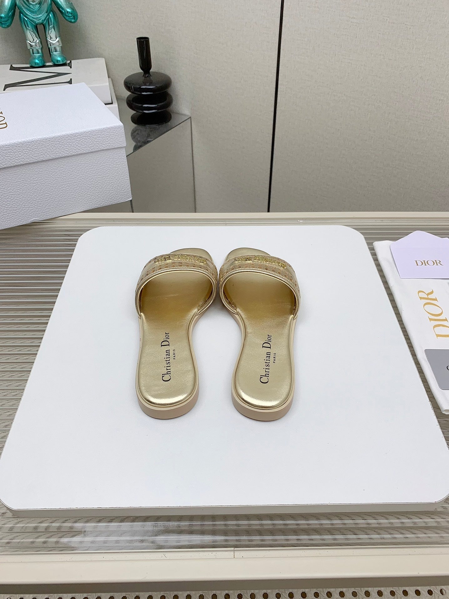 DIOR D-Lane Slide In Light Gold Cowhide 106285