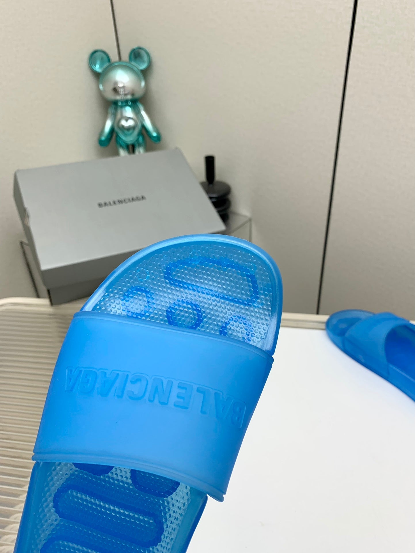 Balanciaga POOL SLIDE SANDAL IN JELLY BLUE RUBBER