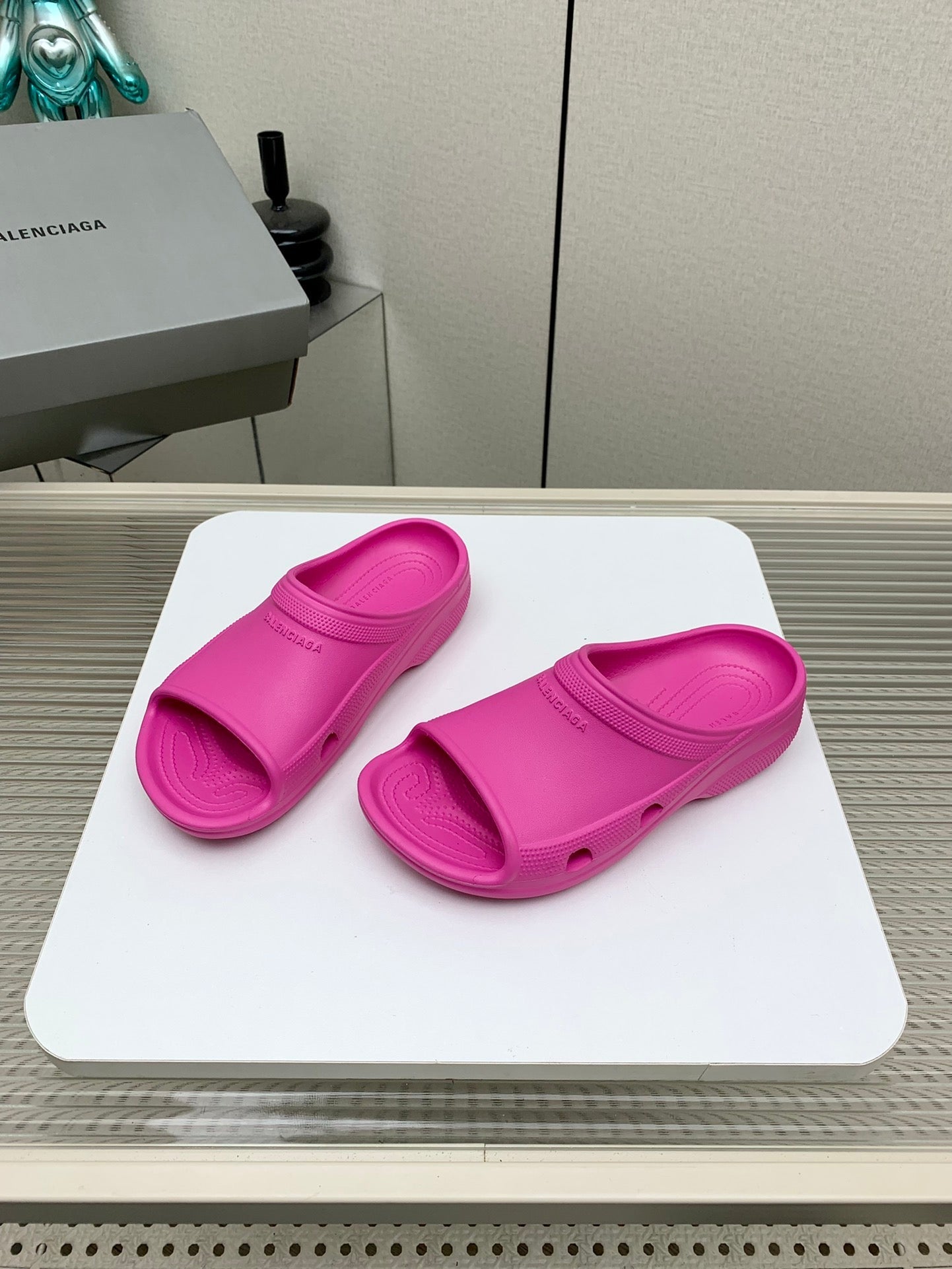 Balanciaga POOL CROCS IN HOT PINK RUBBER