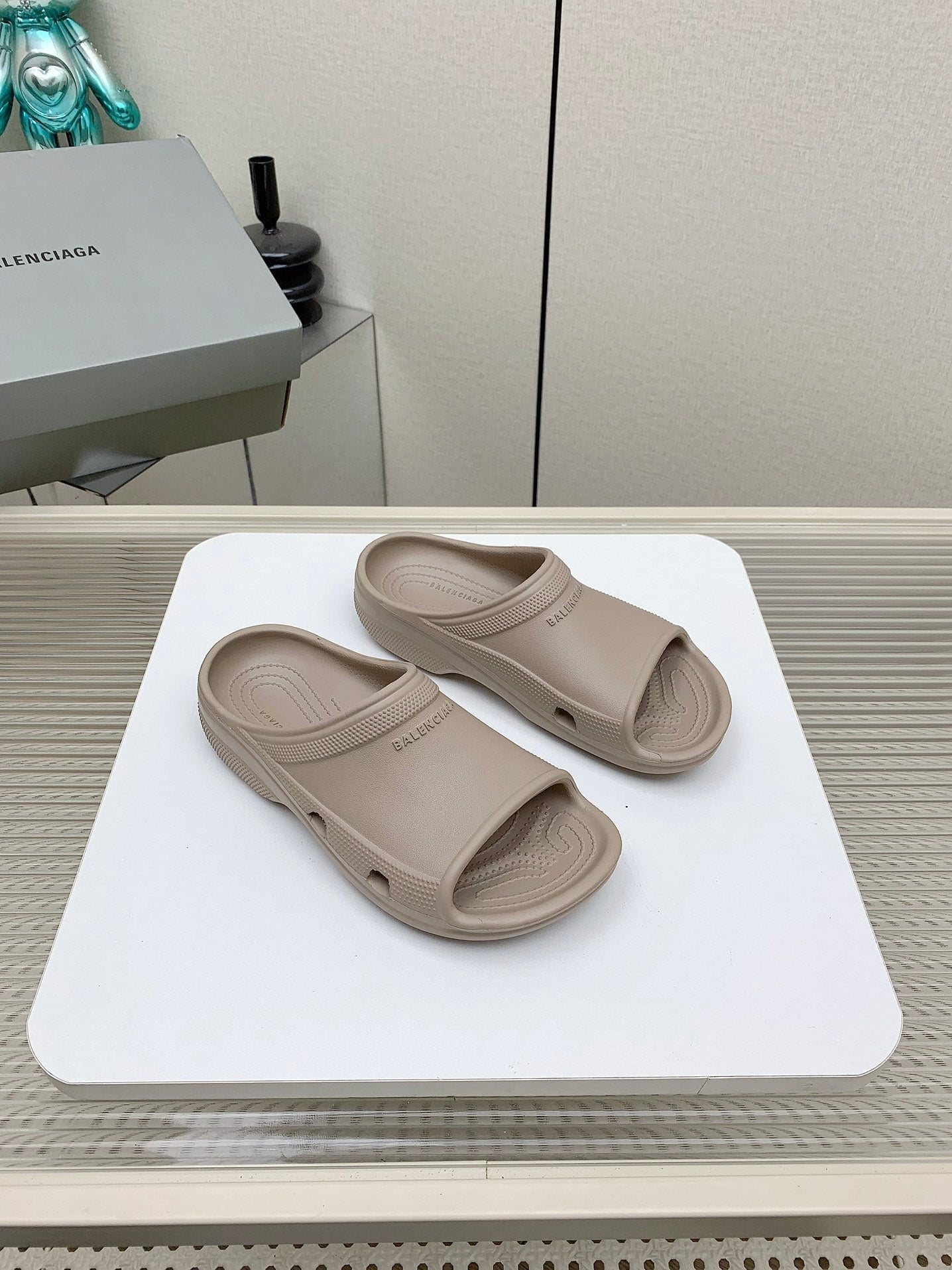 Balanciaga POOL CROCS IN HILLARY BROWN RUBBER