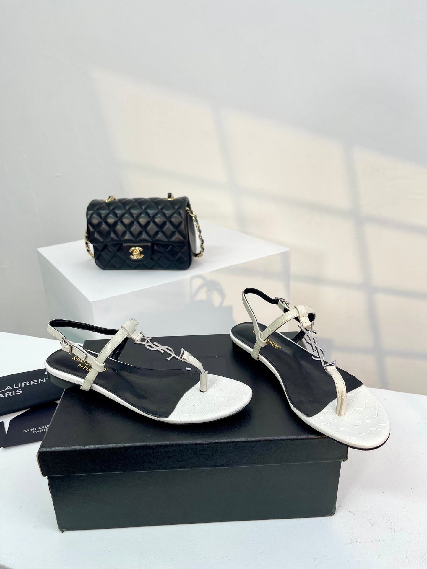 Saint Laurent SL Cassandra Croc-Embossed Thong Sandals Black White Leather