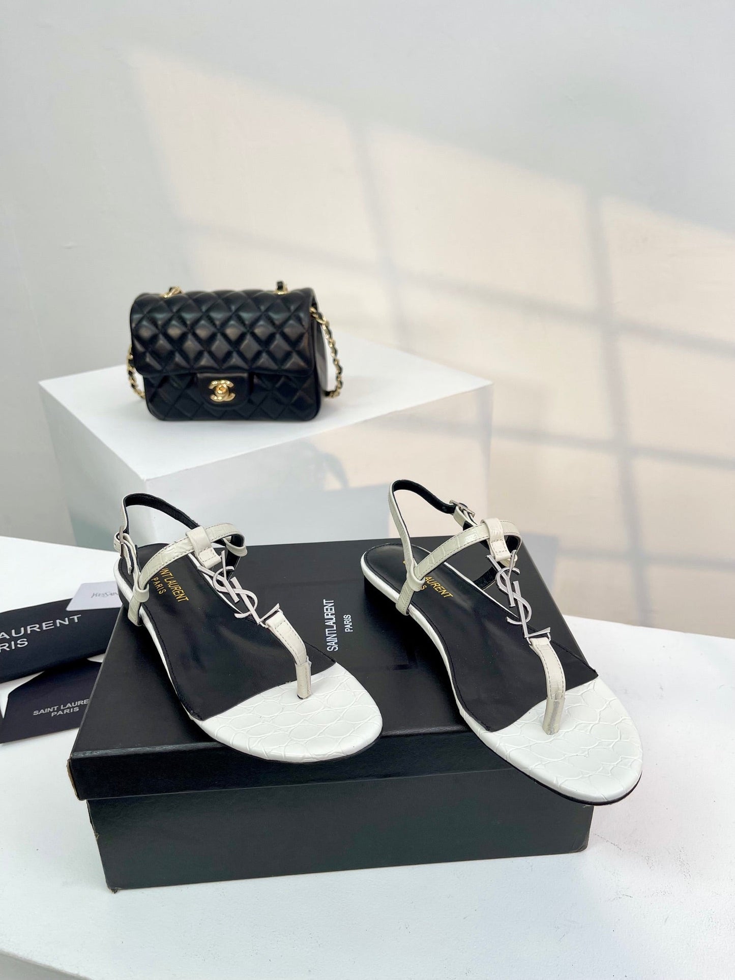 Saint Laurent SL Cassandra Croc-Embossed Thong Sandals Black White Leather