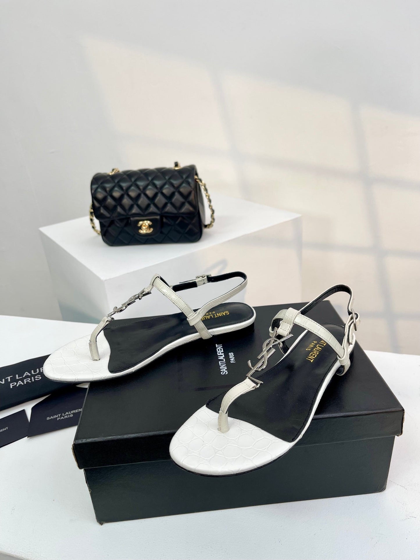 Saint Laurent SL Cassandra Croc-Embossed Thong Sandals Black White Leather