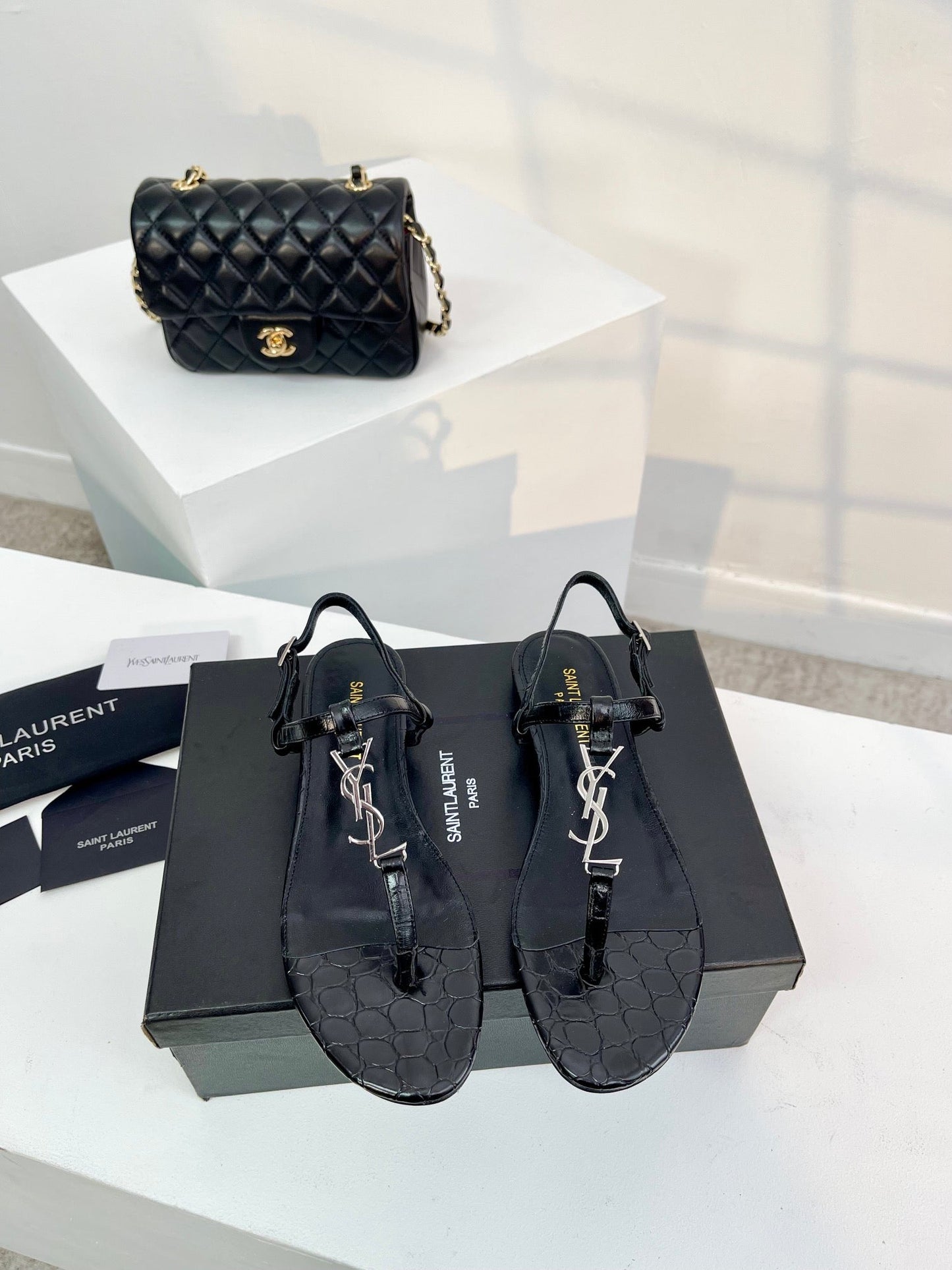 Saint Laurent SL Cassandra Croc-Embossed Thong Sandals Black Leather
