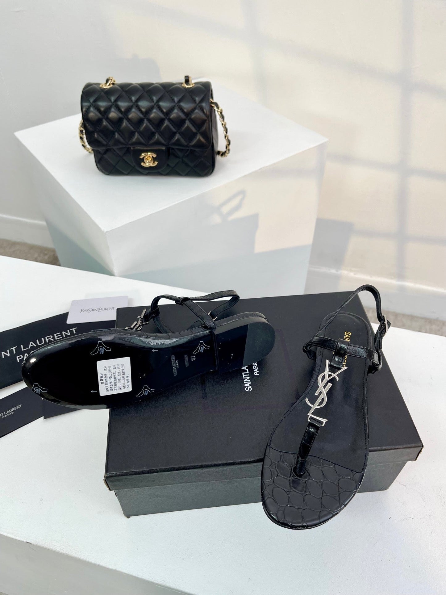 Saint Laurent SL Cassandra Croc-Embossed Thong Sandals Black Leather
