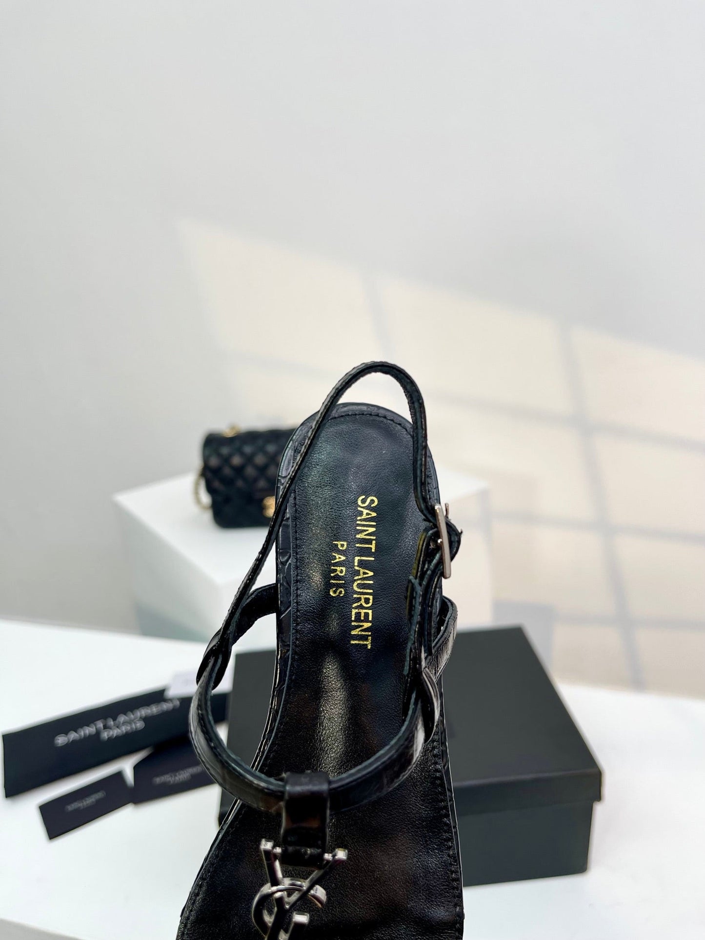 Saint Laurent SL Cassandra Croc-Embossed Thong Sandals Black Leather