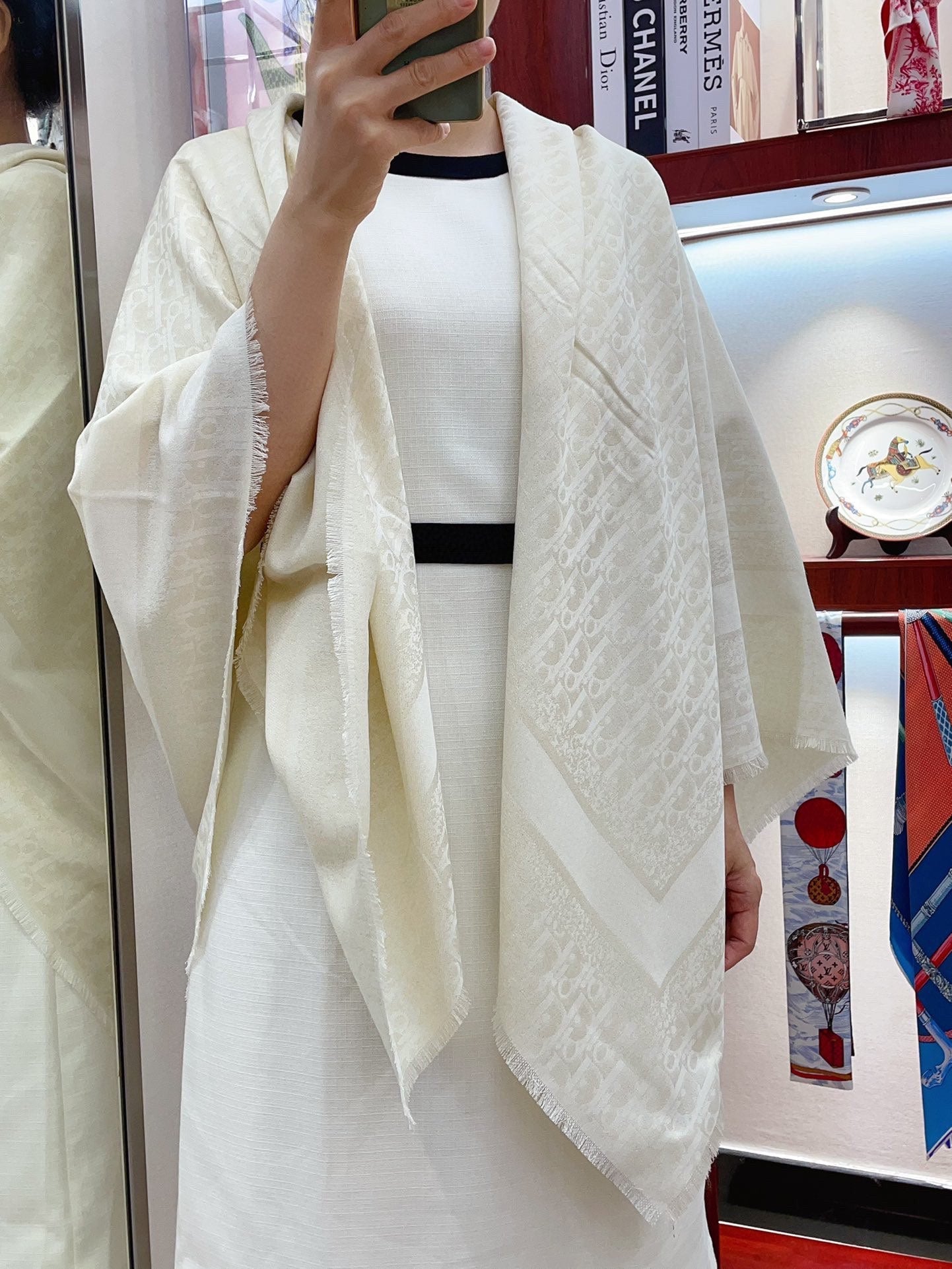 DIOR SQUARE SCARF 140 CM IN WHITE WOOL AND SILK 408660