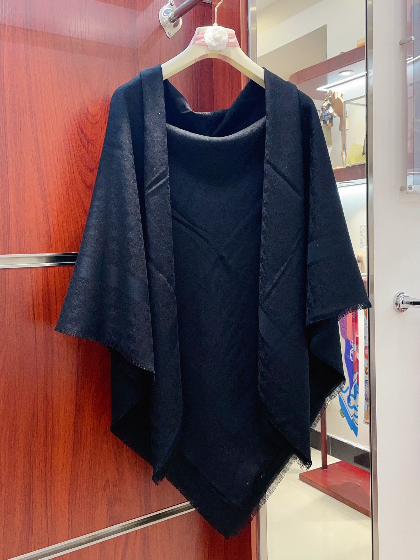 DIOR SQUARE SCARF 140 CM IN NAVY BLUE WOOL AND SILK 408662