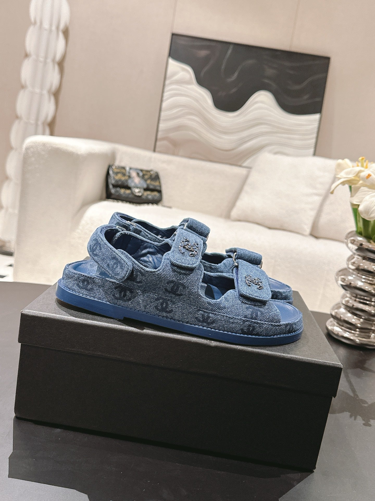 CHANEL 25 Dad Deals Sandals Demin Blue Demin Fabric 237563