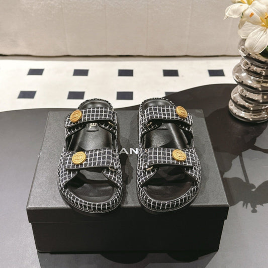 CHANEL 25 Dad Sandal Mule Black mix White Fabric 237576