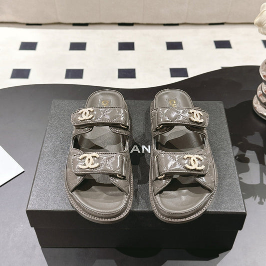 CHANEL 25 Dad Sandal Mule Jet Black Patent Leather 237581