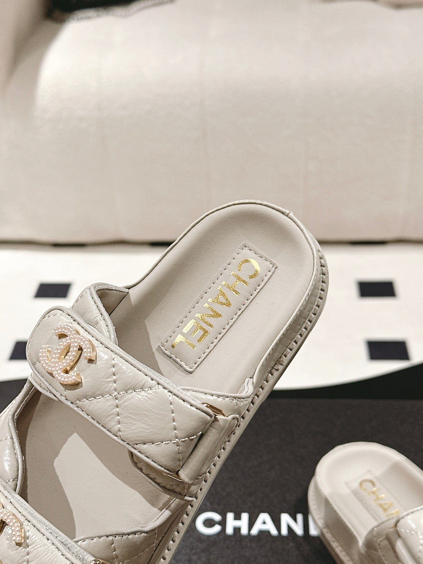 CHANEL 25 Dad Sandal Mule Beige Gray Patent Leather 237584