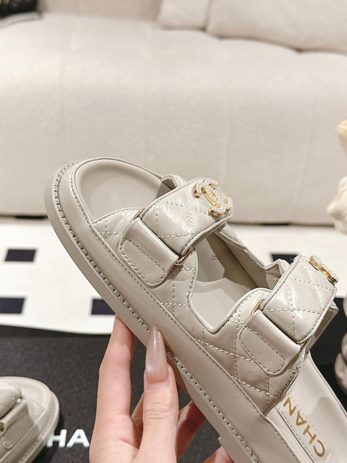 CHANEL 25 Dad Sandal Mule Beige Gray Patent Leather 237584
