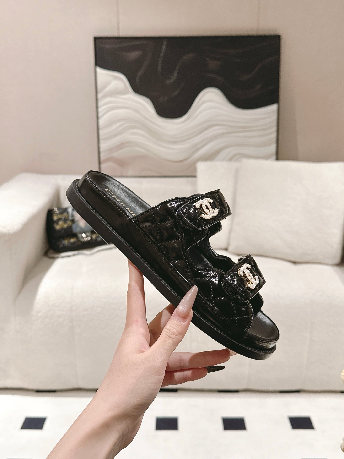 CHANEL 25 Dad Sandal Mules Black Patent Leather 237585