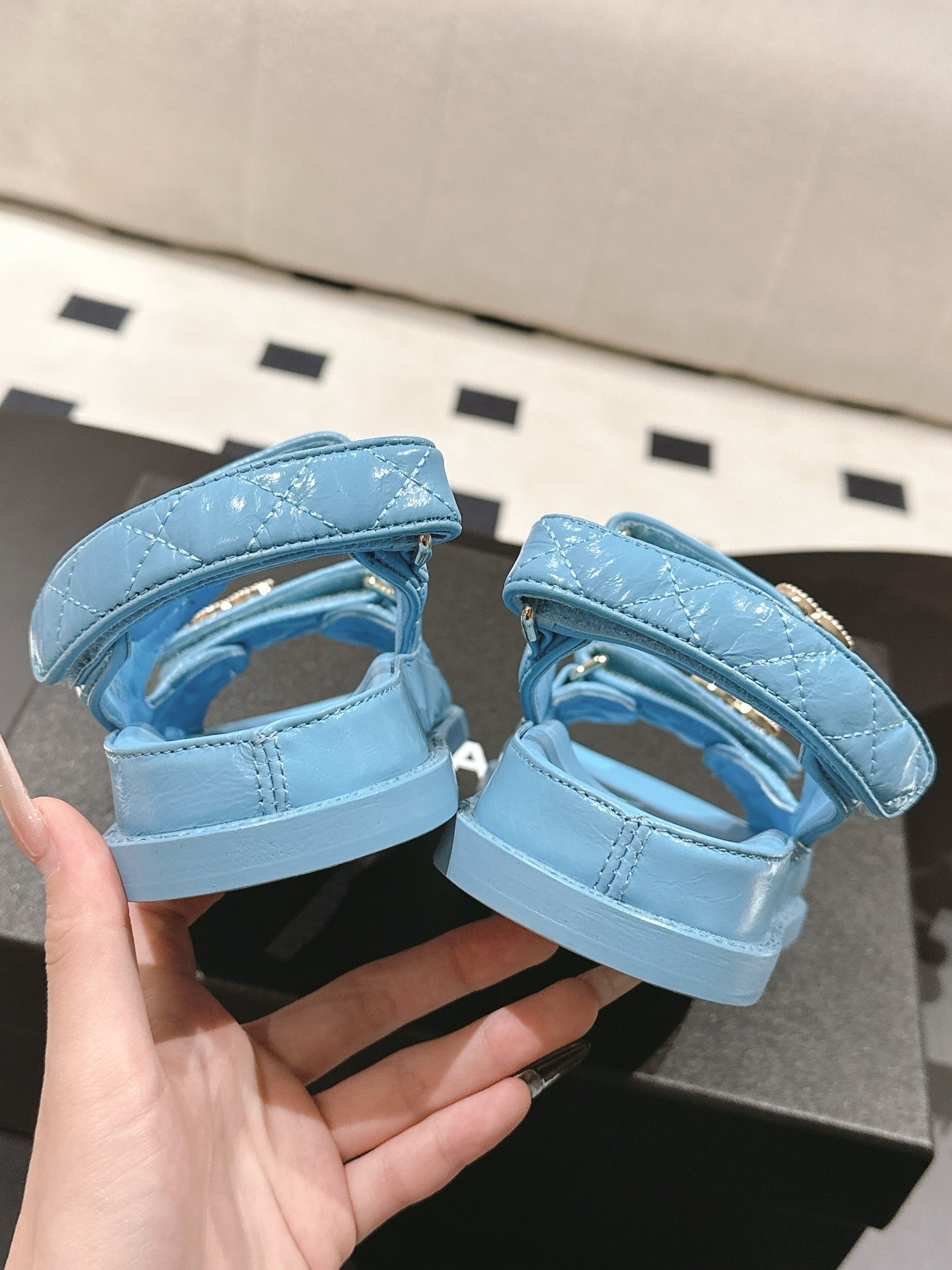 CHANEL 25 Dad Deals Sandals Sky Blue Patent Leather 237588