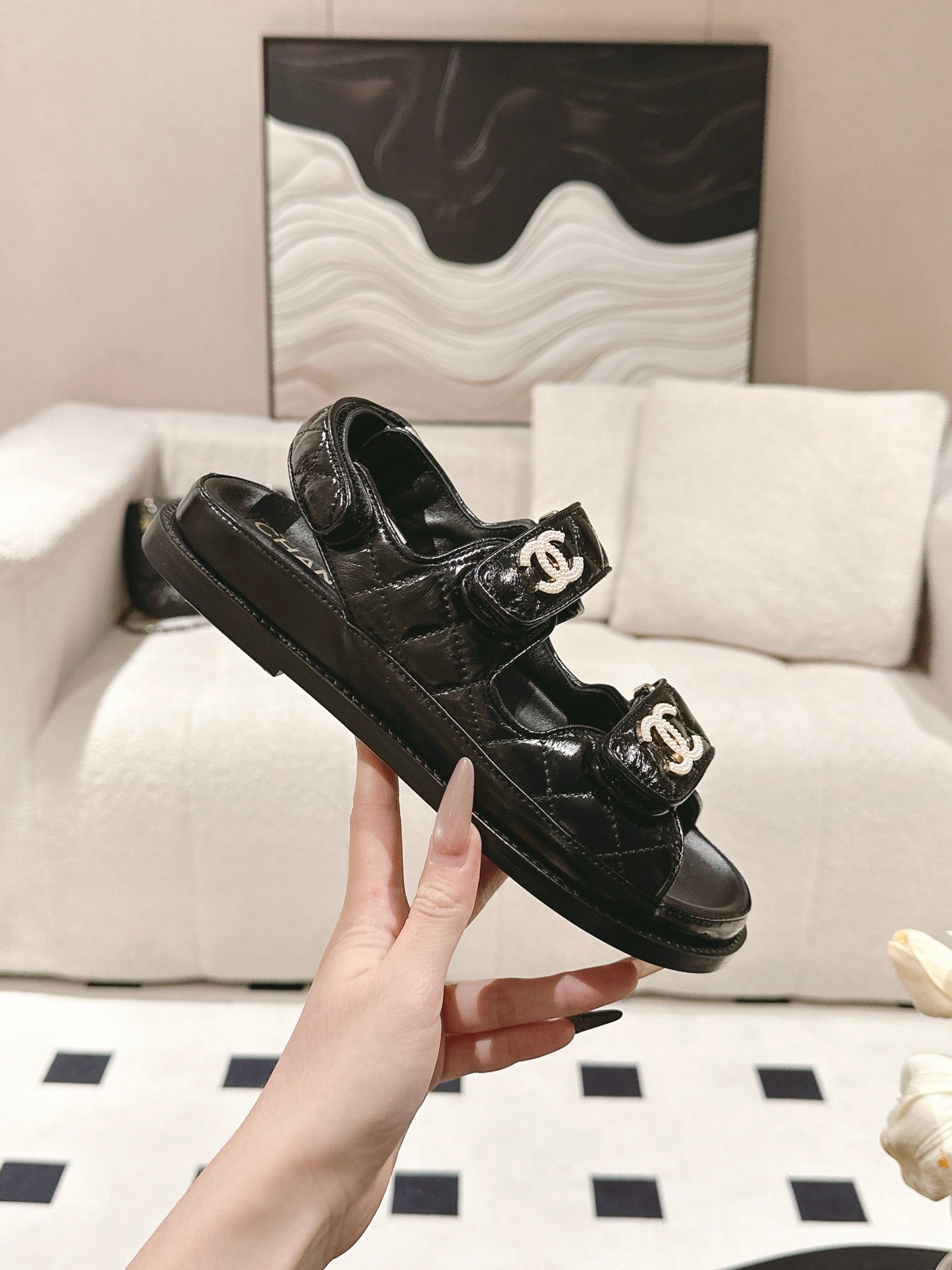 CHANEL 25 Dad Deals Sandals Black Patent Leather 237590