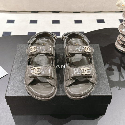 CHANEL 25 Dad Deals Sandals Jet Black Patent Leather 237594