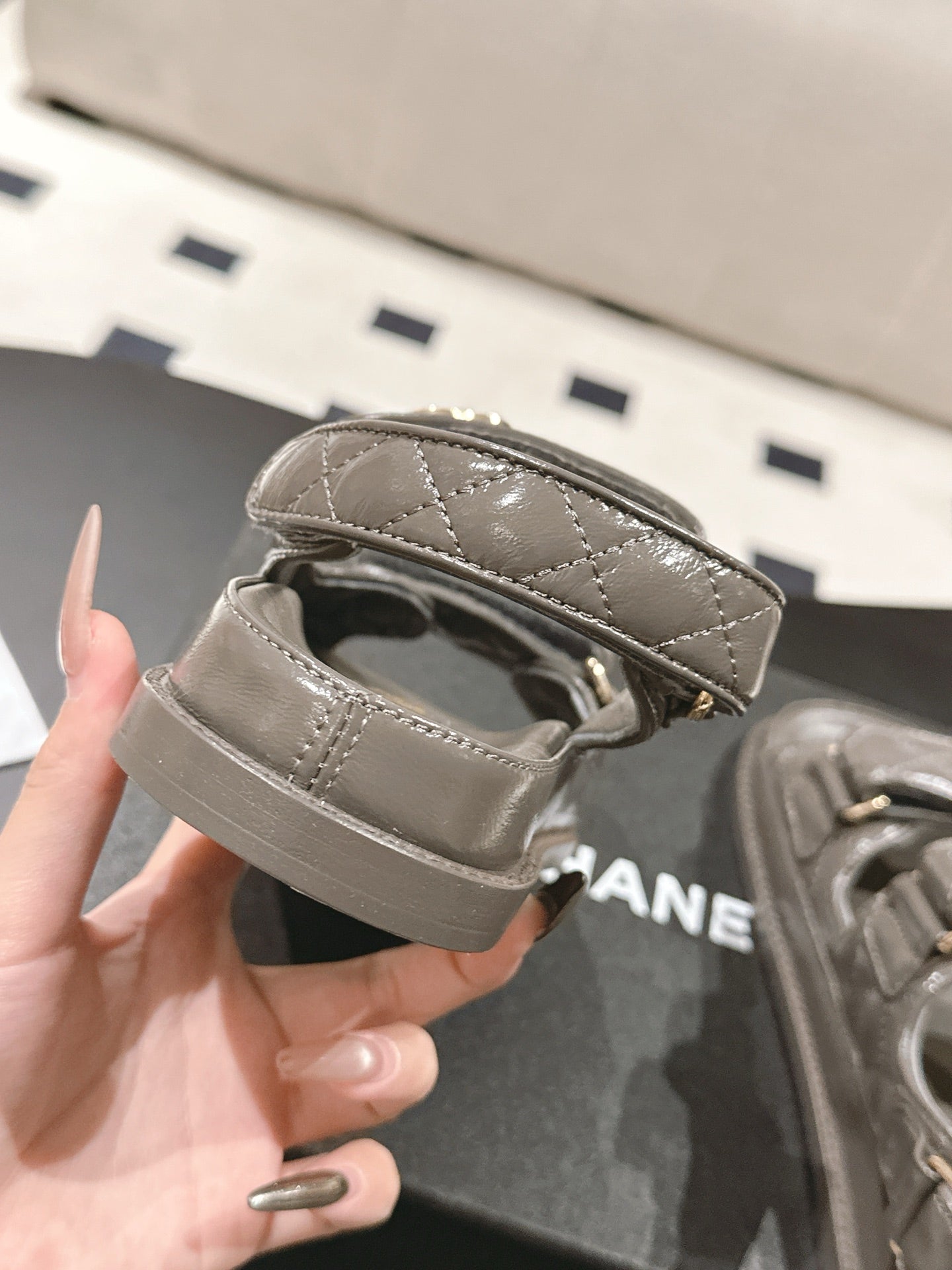 CHANEL 25 Dad Deals Sandals Jet Black Patent Leather 237594