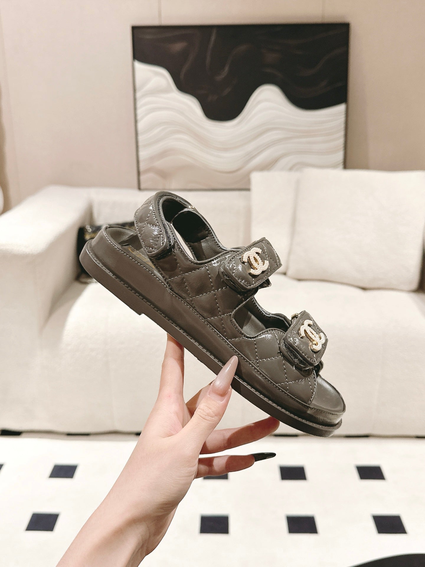 CHANEL 25 Dad Deals Sandals Jet Black Patent Leather 237594