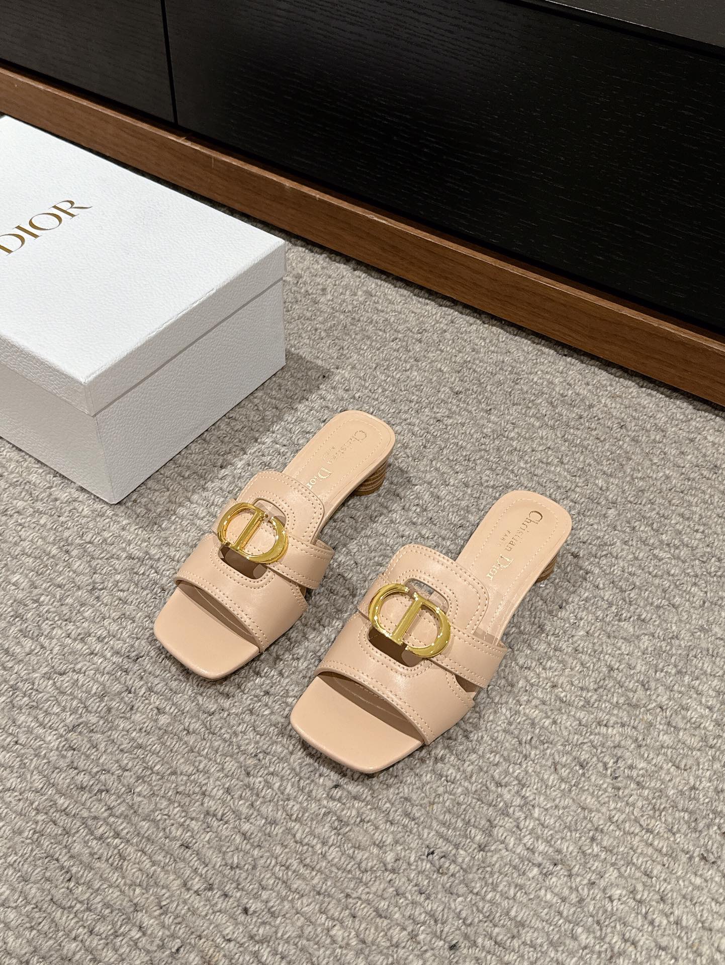 DIOR sandal mule 30 montaigne 35cm beige calfskin